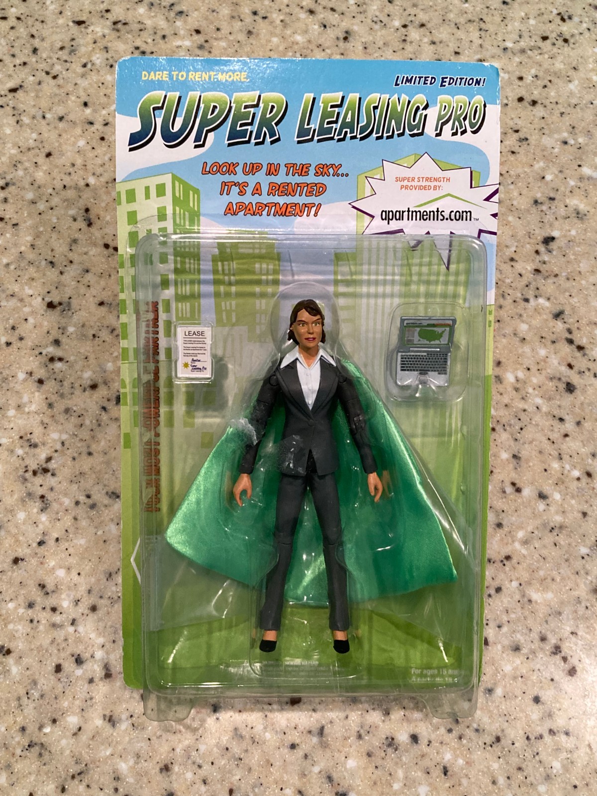 Apartments – Super Leasing Pro Limited Edition 2009 NIB – Happy Worker