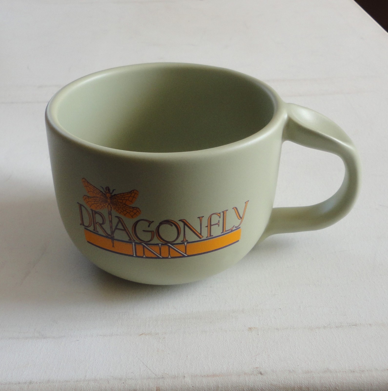 2009 Dragonfly Inn Coffee Cup Mug Gilmore Girls 22 Oz Warner Brothers East USA