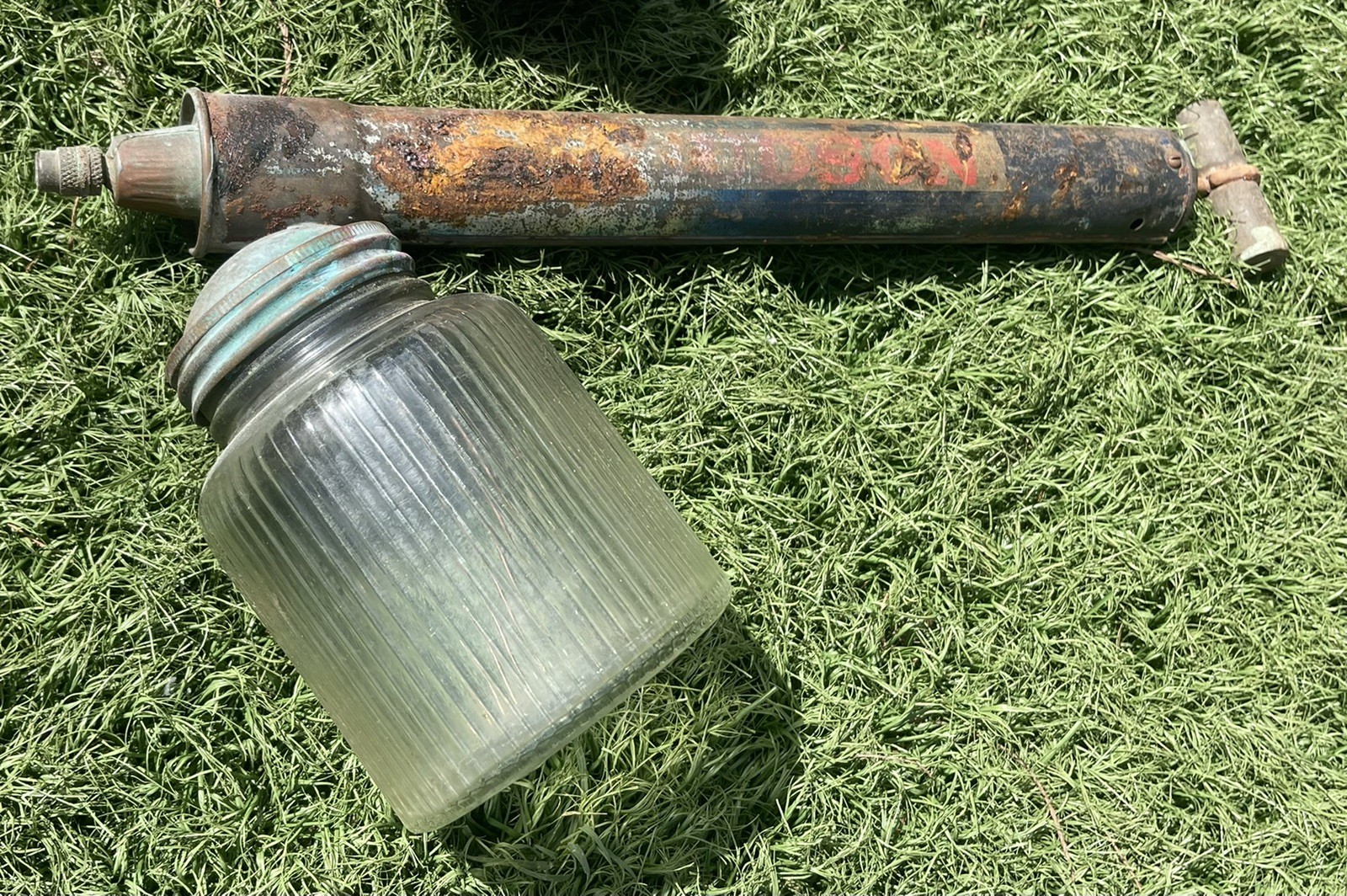 2 VTG SPRAY PUNP CANS Black Flag Bug Sprayer Tin Metal Insect Killer & One More
