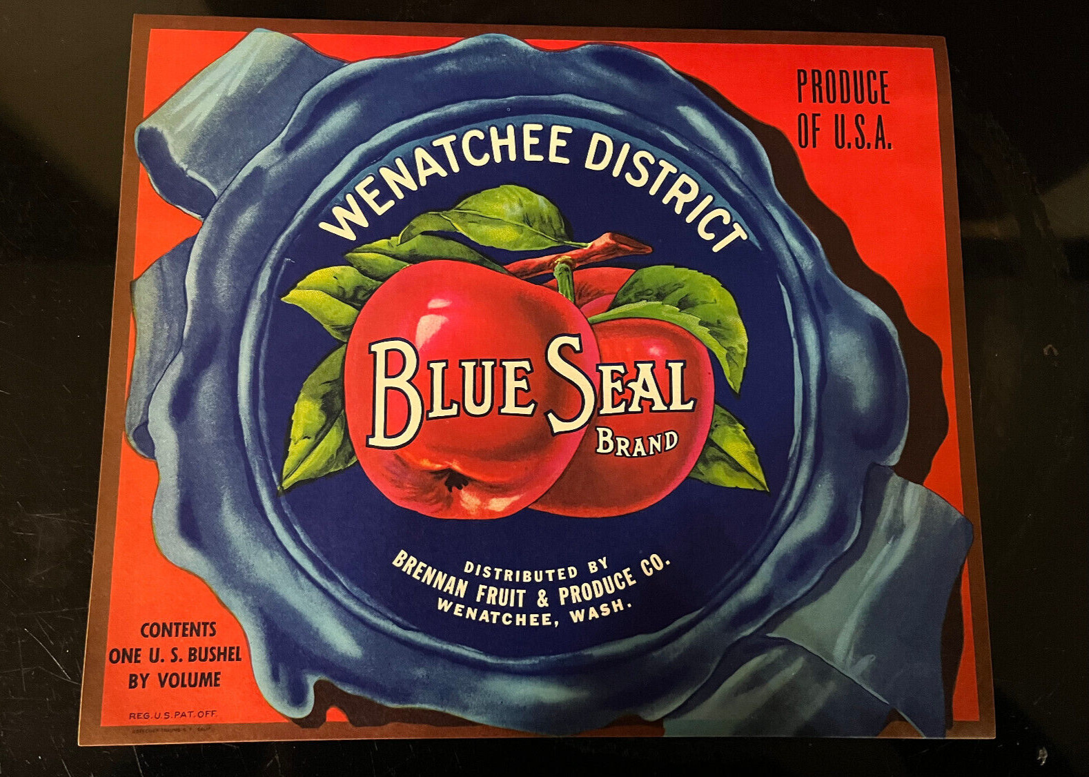 BLUE SEAL Brand Wenatchee Washington *AN ORIGINAL APPLE CRATE LABEL* Produce USA