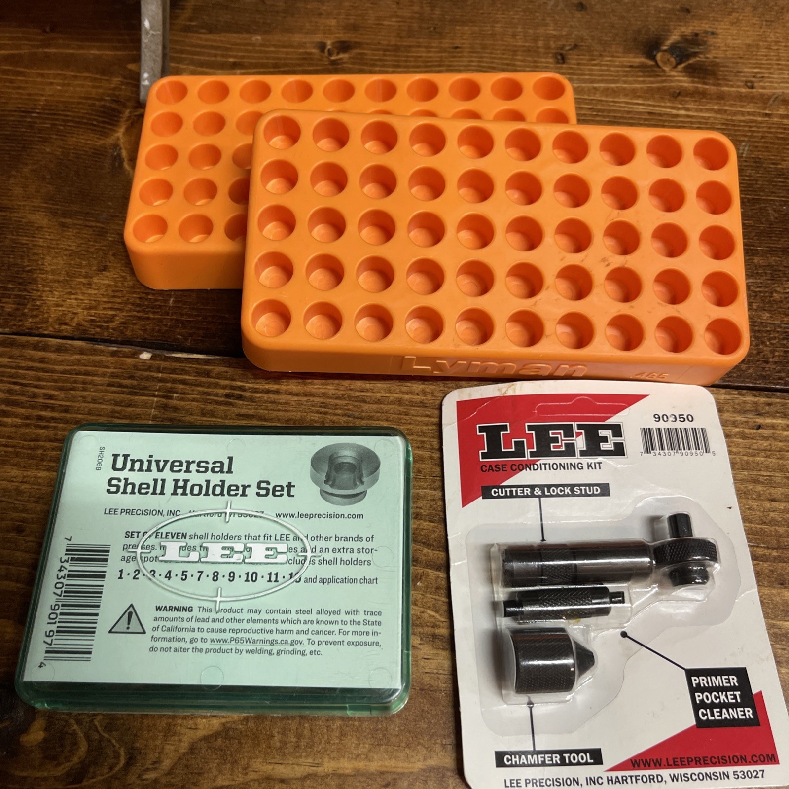 Hand Loading Tool Lot : Lee Shell Holder Set, Case Unit Lyman .485 Bullet Block