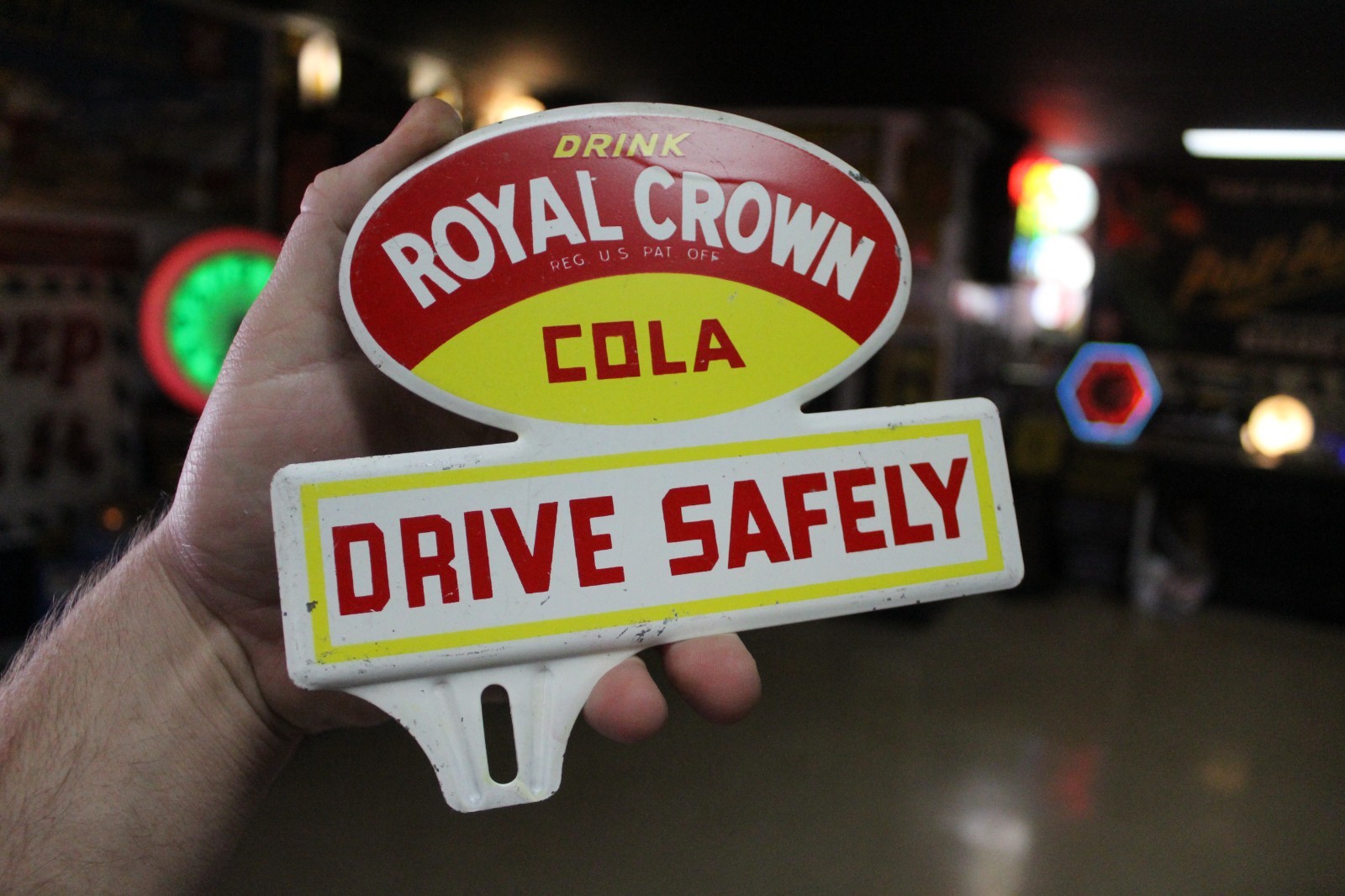RARE 1950s ROYAL CROWN COLA STAMPED PAINTED METAL TOPPER SIGN COKE SODA RC DRIVE