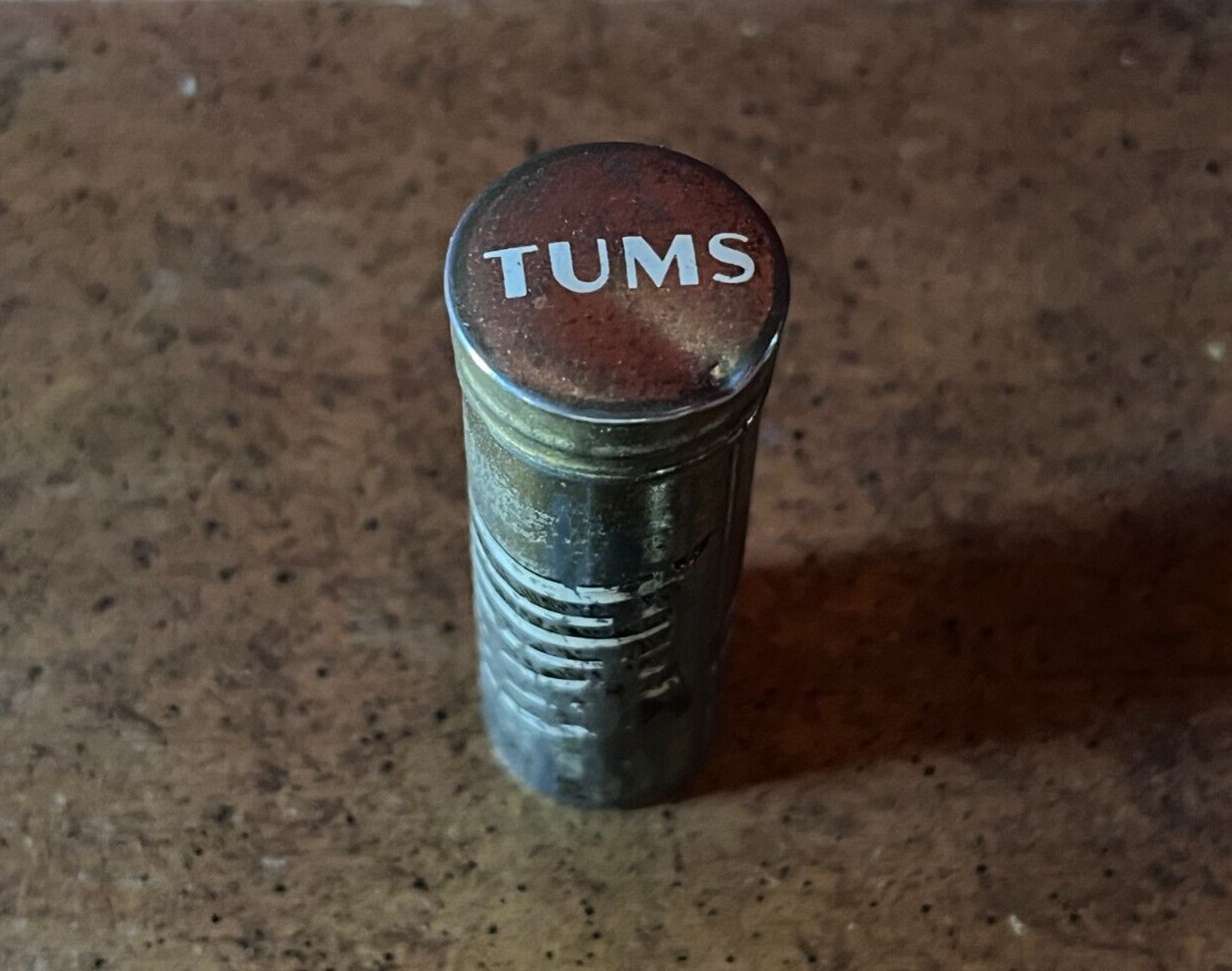 Vintage 1976 Bicentennial Commemorative Tums Push-Up Tin Pocket Purse Size