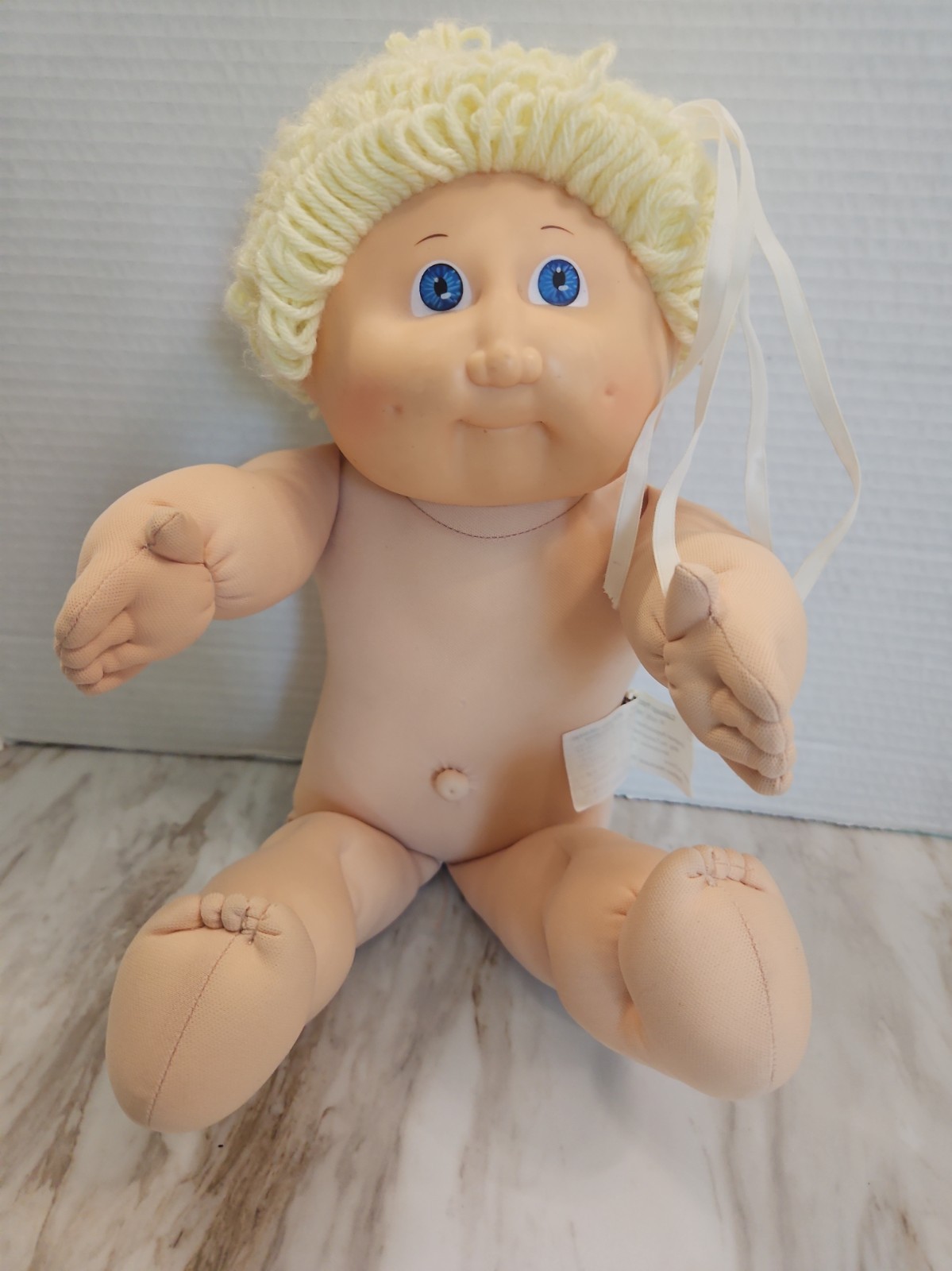 Vintage CABBAGE PATCH Doll coleco Curly Short Blond Hair Blue Eyes