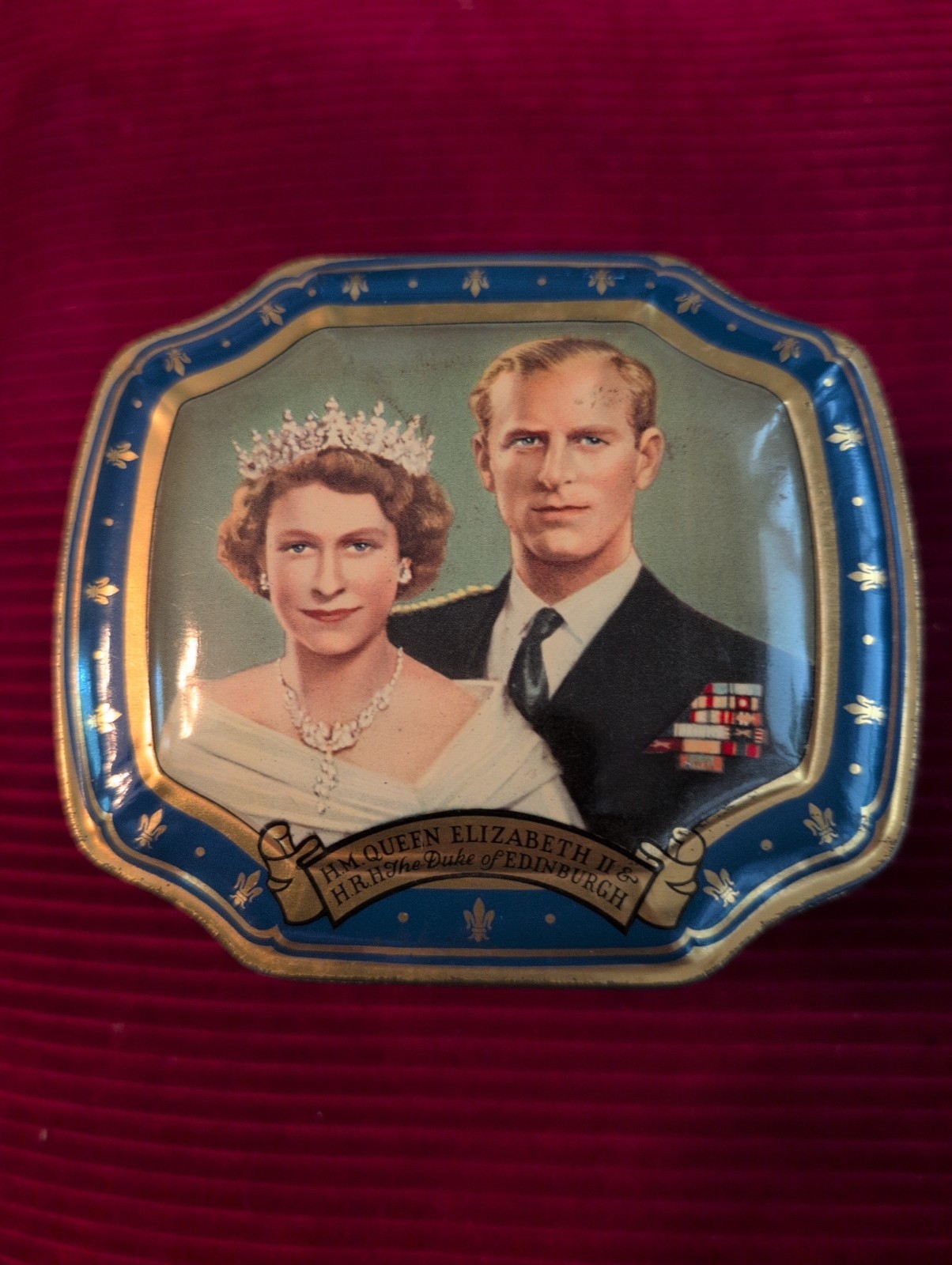 Vintage Tin Queen Elizabeth II 1953 Coronation Souvenir Horner Toffee