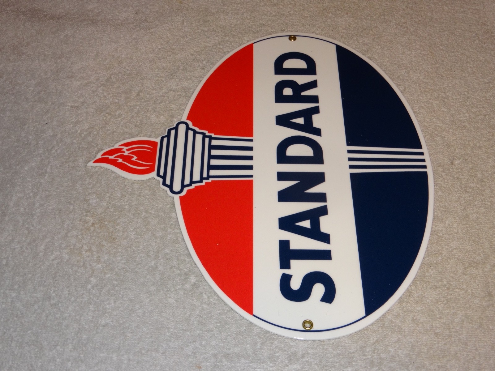 VINTAGE STANDARD GASOLINE TORCH & FLAME 12″ PORCELAIN METAL GAS STATION OIL SIGN