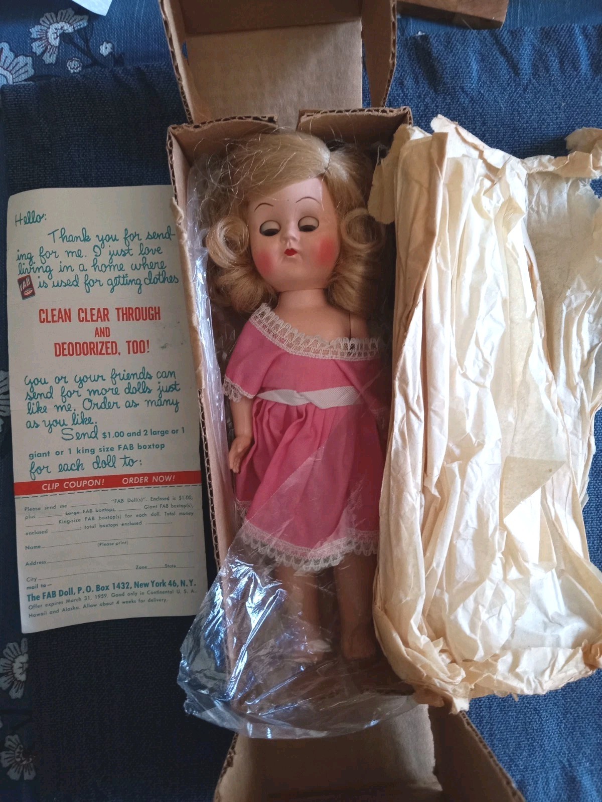 Vintage Fab Laundry Soap 9″ Plastic Doll Promotional 1950’s Pink Dress, Blonde