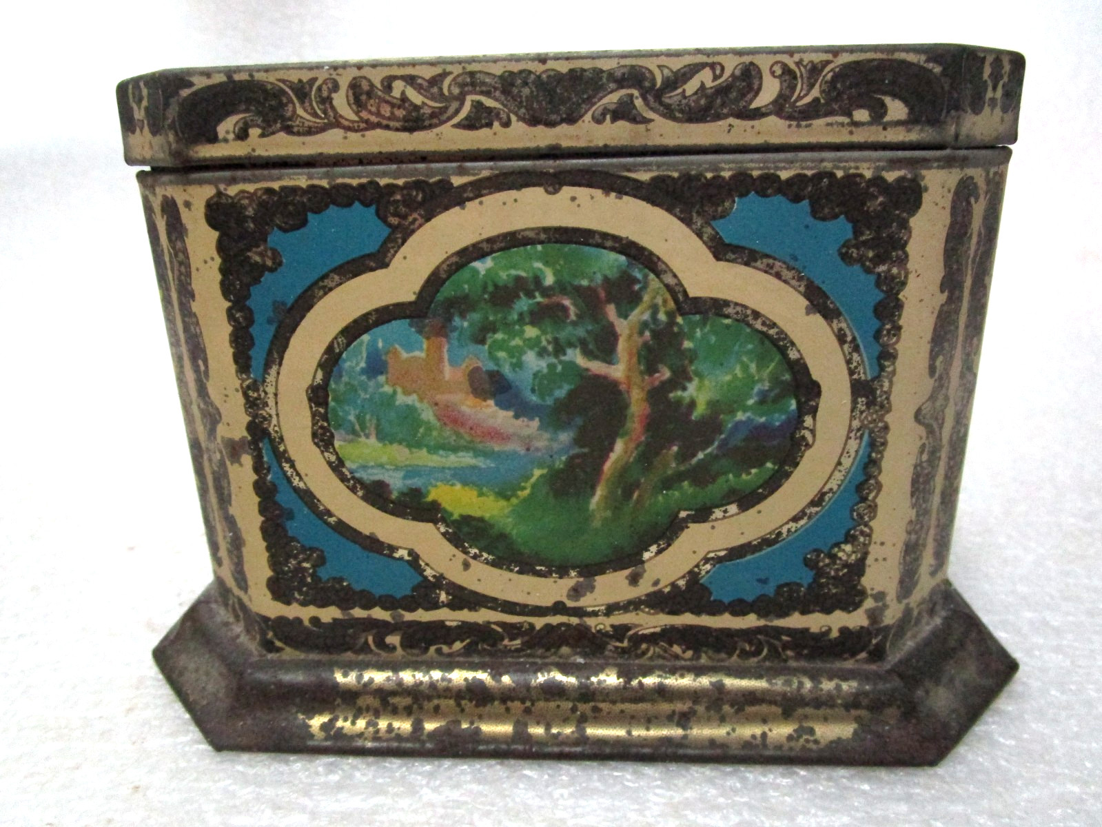 Vintage Artstyle Chocolates Metal Tin Mfg Boston St Louis USA Hinged Lid c 1925