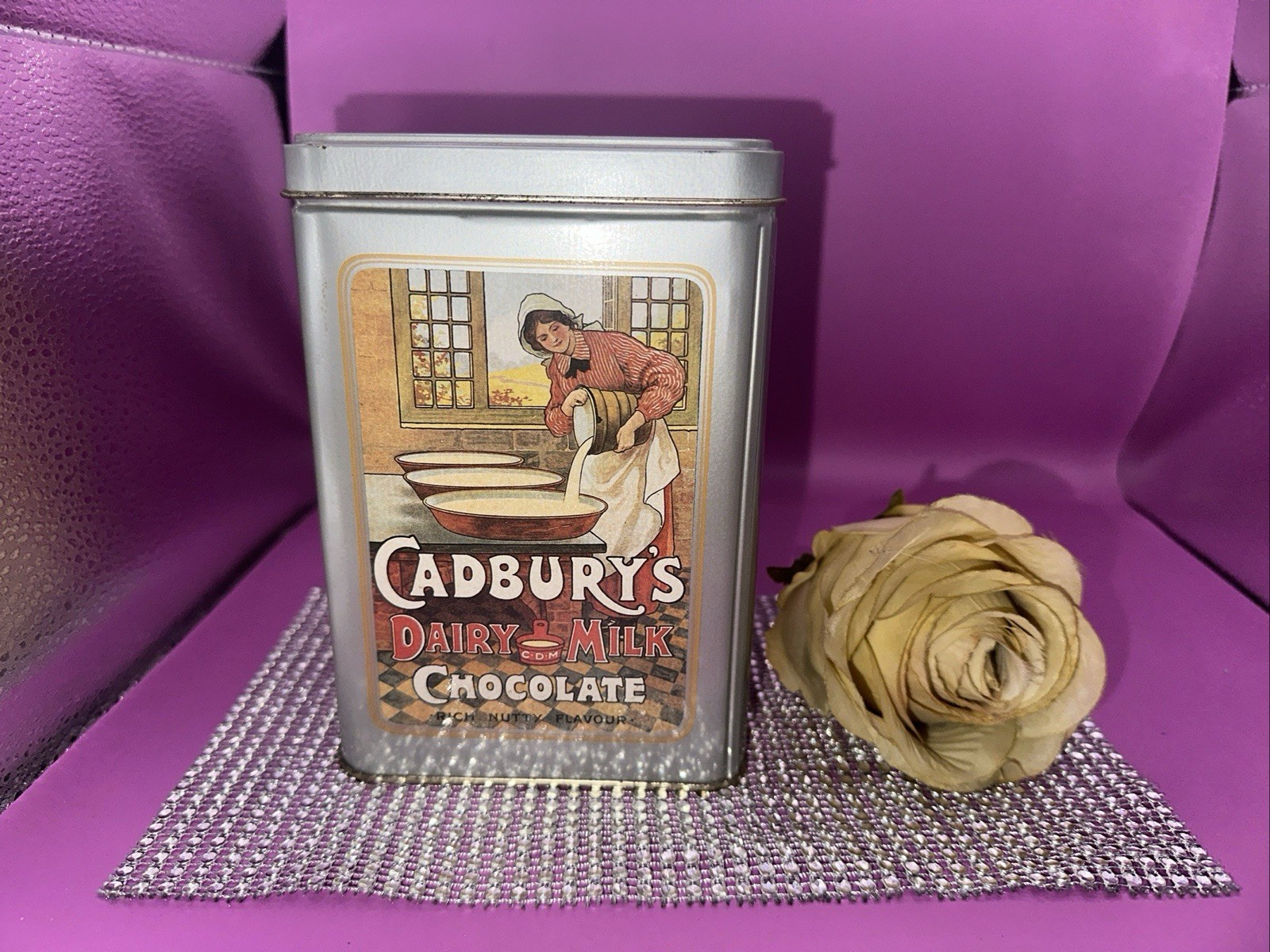 Vintage Cadbury’s York Peppermint Patties 12 Oz Tin Cadburys Empty 👍