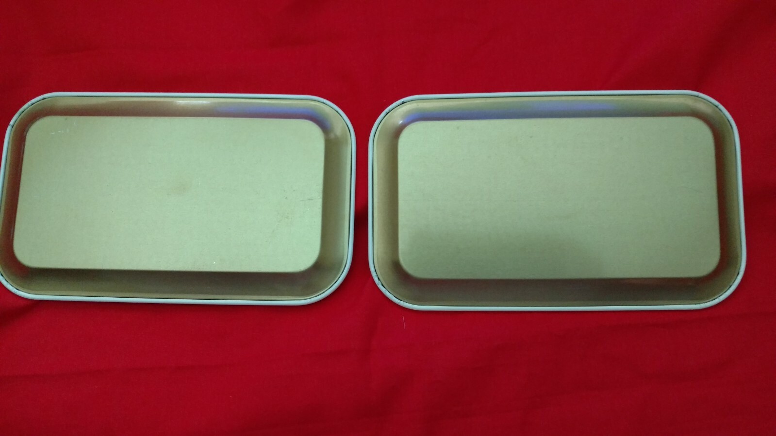 COLLECTOR TRAYS VINTAGE MASSILLY FRANCE – CHILDREN SCENES