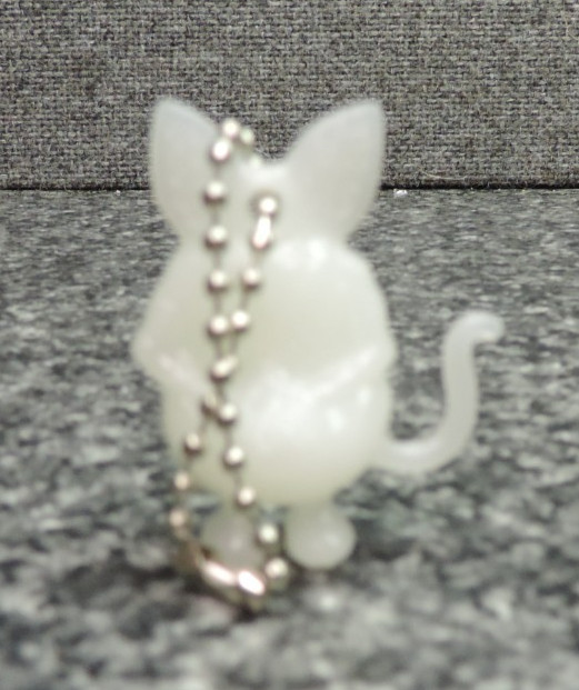 Ed Roth Rat Fink White Gumball Charm Keychain Figure 1 1/2″ 2000’s Plastic New