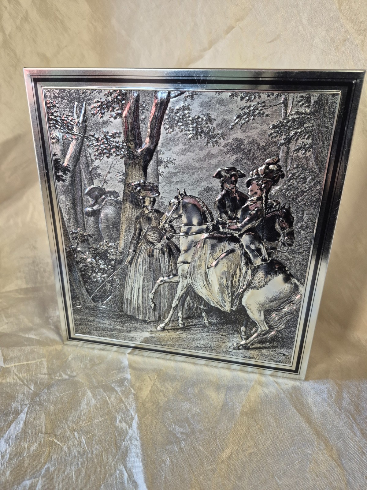 VINTAGE TIN 8.5×9.5” Silver Embossed 18th Century Horse Riding Scene box UNIQ 34