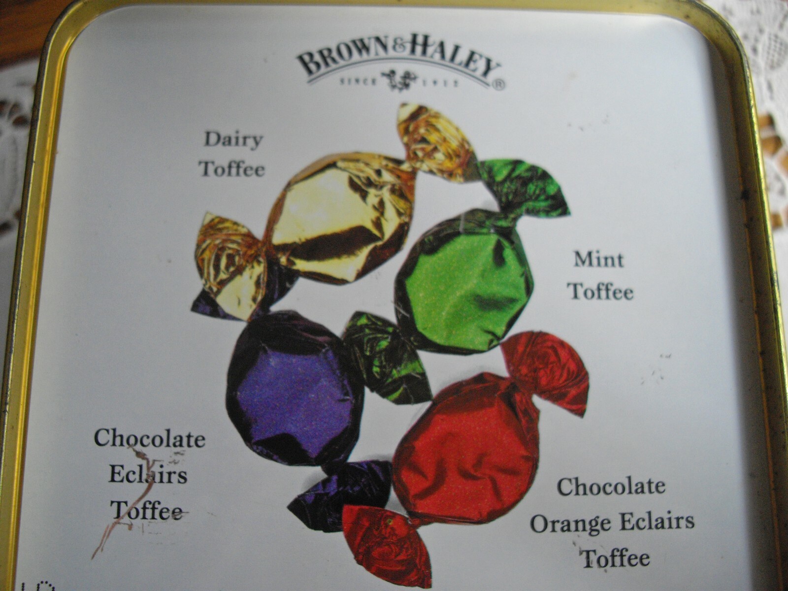 Brown & Haley Olde English Toffee Green Tin w/ Lid ~