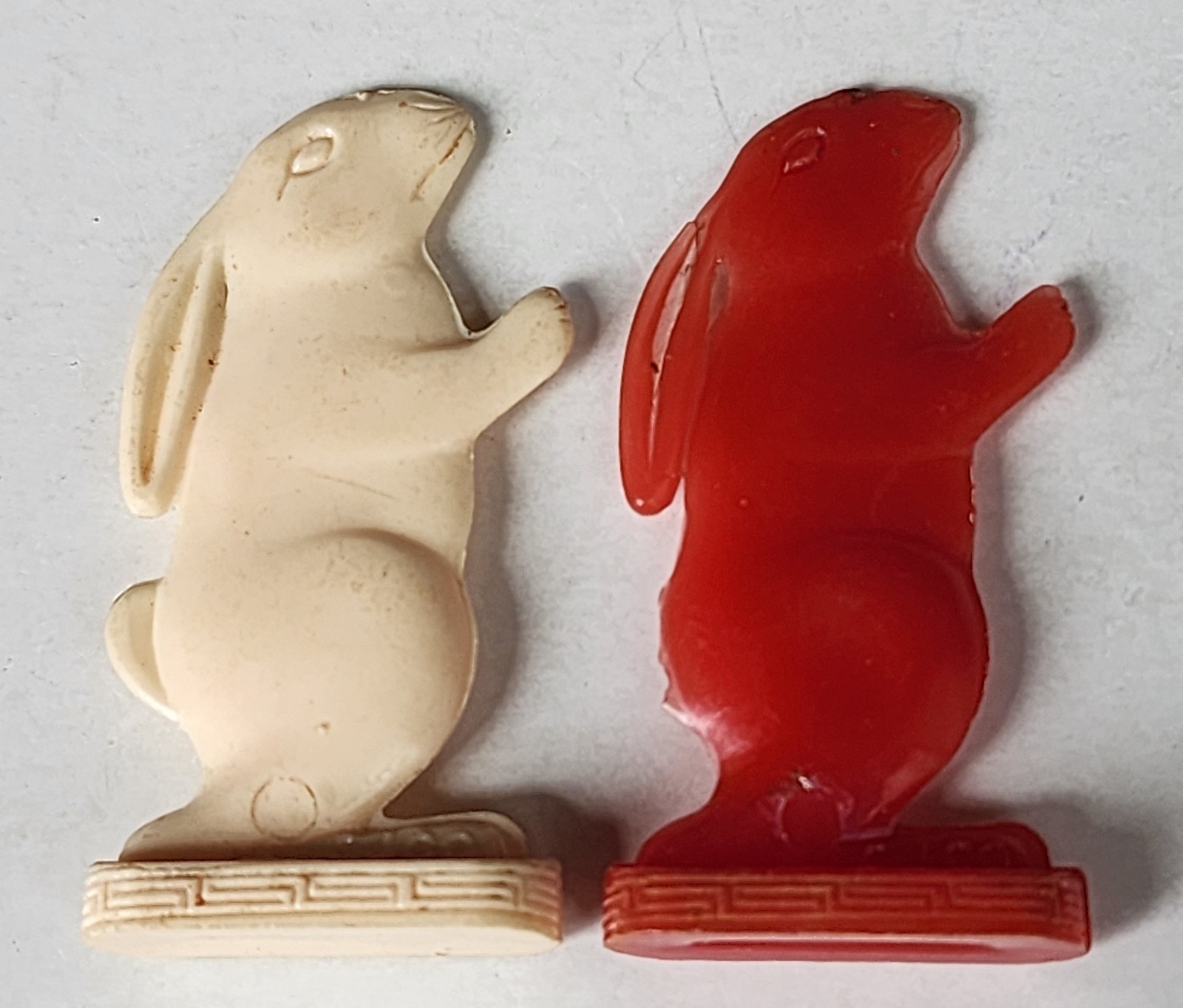 1953 Vintage Two Premium Cracker Jack Prize Stand Up Begging Rabbit Toy