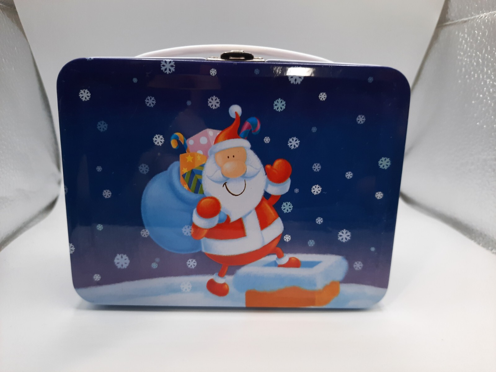 Tin Suitcase With Santa Clause, 5.5″ x 4.25″x 2.5″ Mini Lunchbox