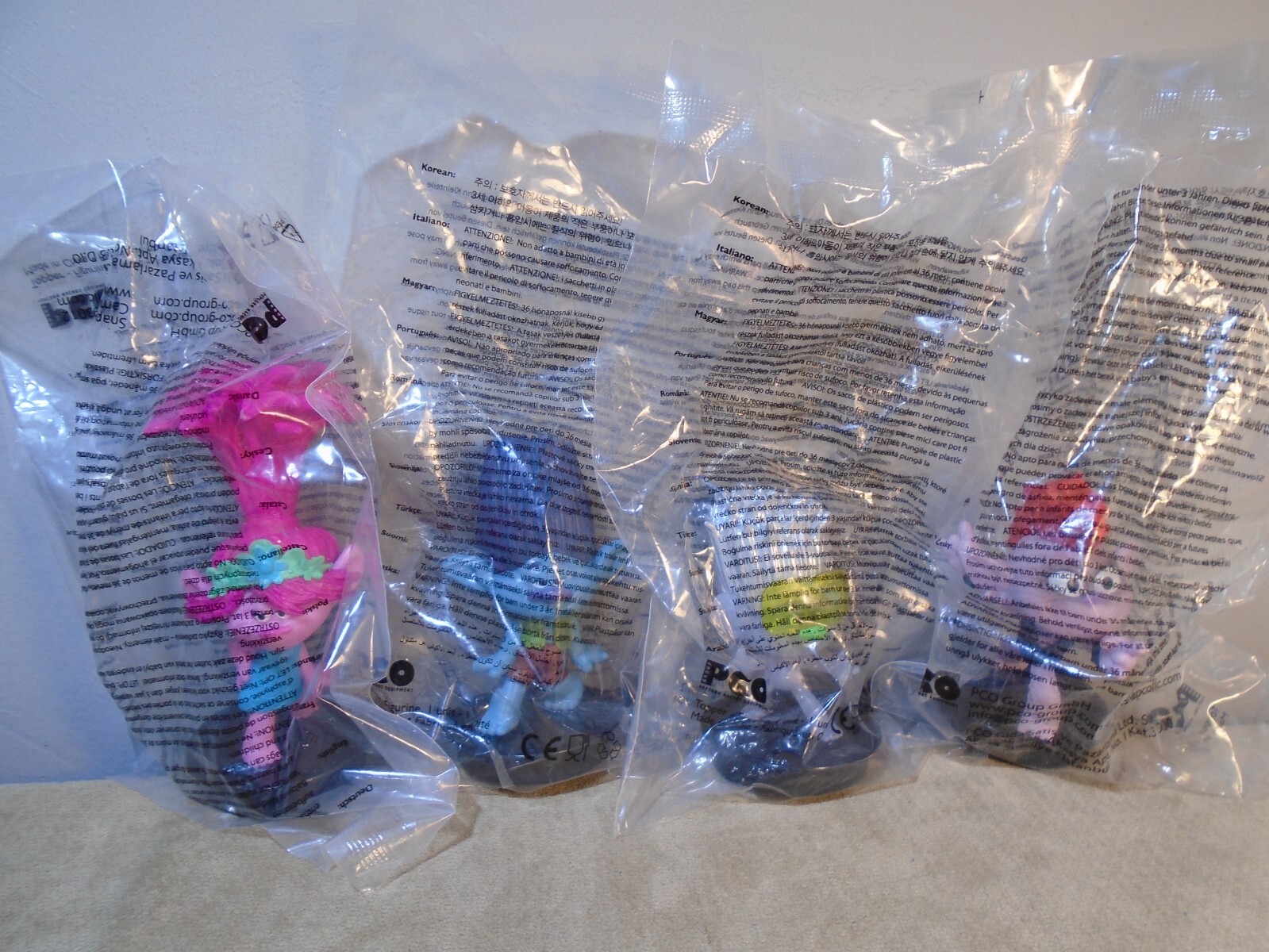 SET OF 4 DREAMWORKS TROLLS QUEEN BARB, BRANCH, GUY DIAMOND & POPPY SNAPCO FIGURE