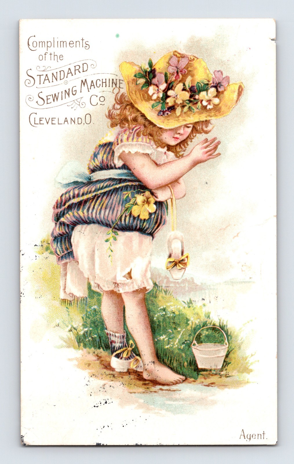 Standard Sewing Machine Girl Floral Hat Victorian Trade Card 1890s 4.75 x 3