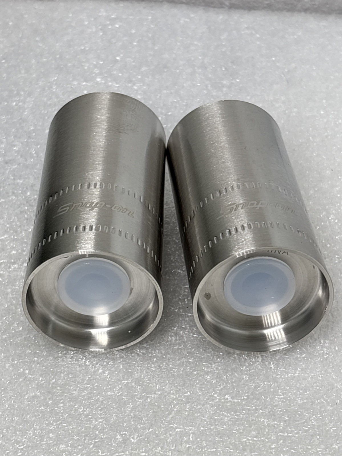 NEW Snap-On-Tools Salt & Pepper Shaker Set #S&P23