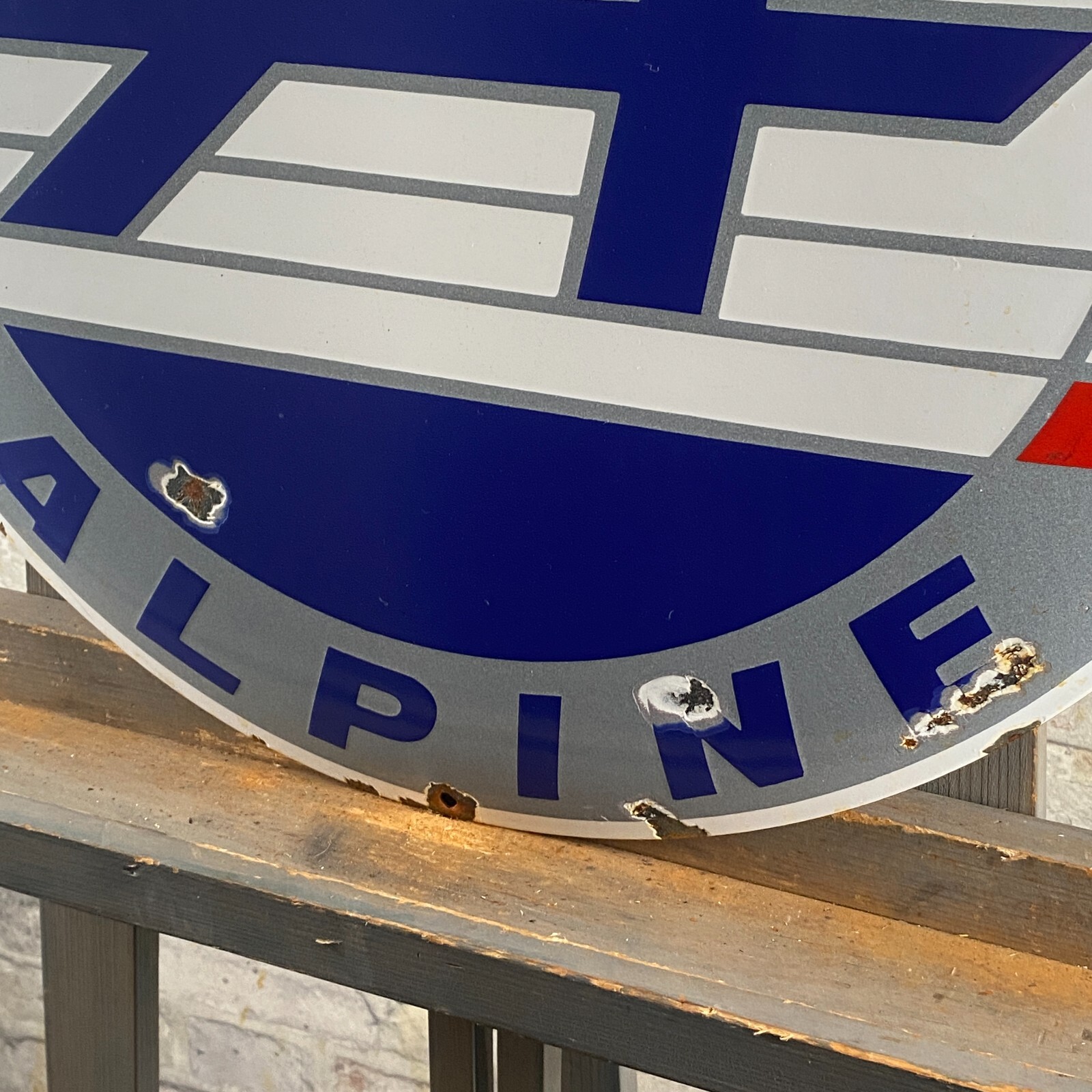 RENAULT ALPINE – Enamel Sign – Ø 50cm (19.7″) – Collector Workshop Large Signage