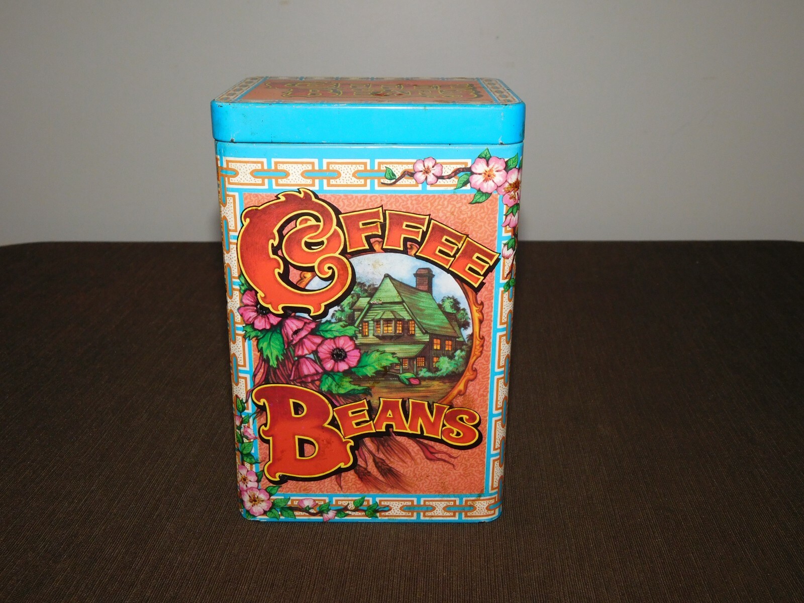 VINTAGE KITCHEN 7″ HIGH MADE IN ENGLAND COFFEE BEANS TIN CONTAINER *EMPTY*