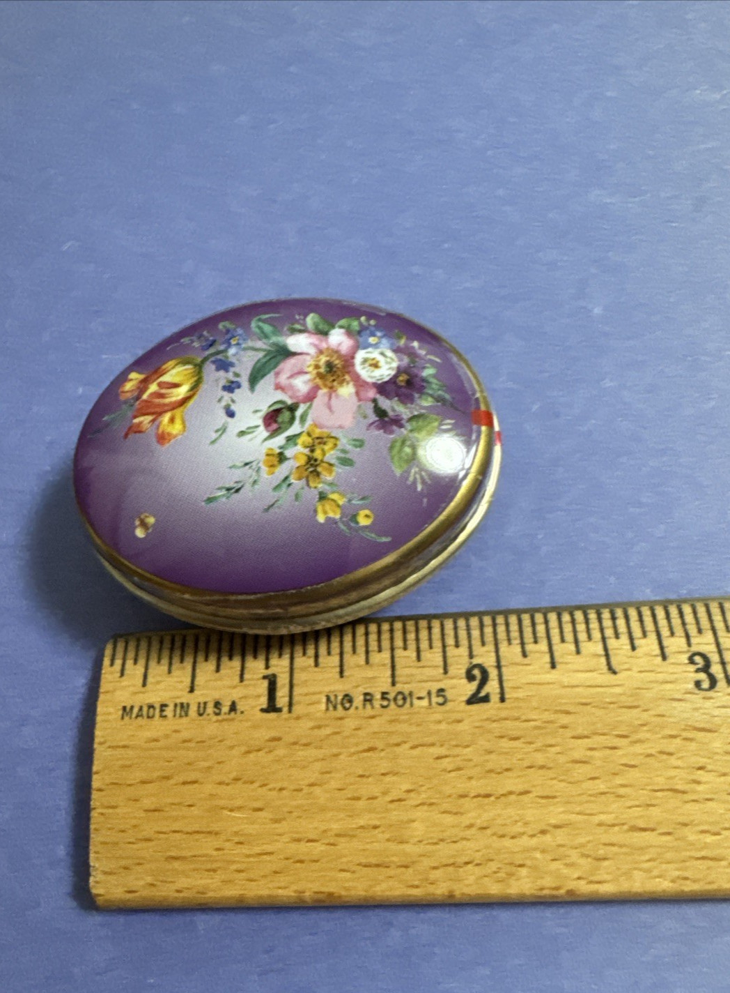 Collectible Candy Tin from The Chambers Candy Company England purple Oval sealed