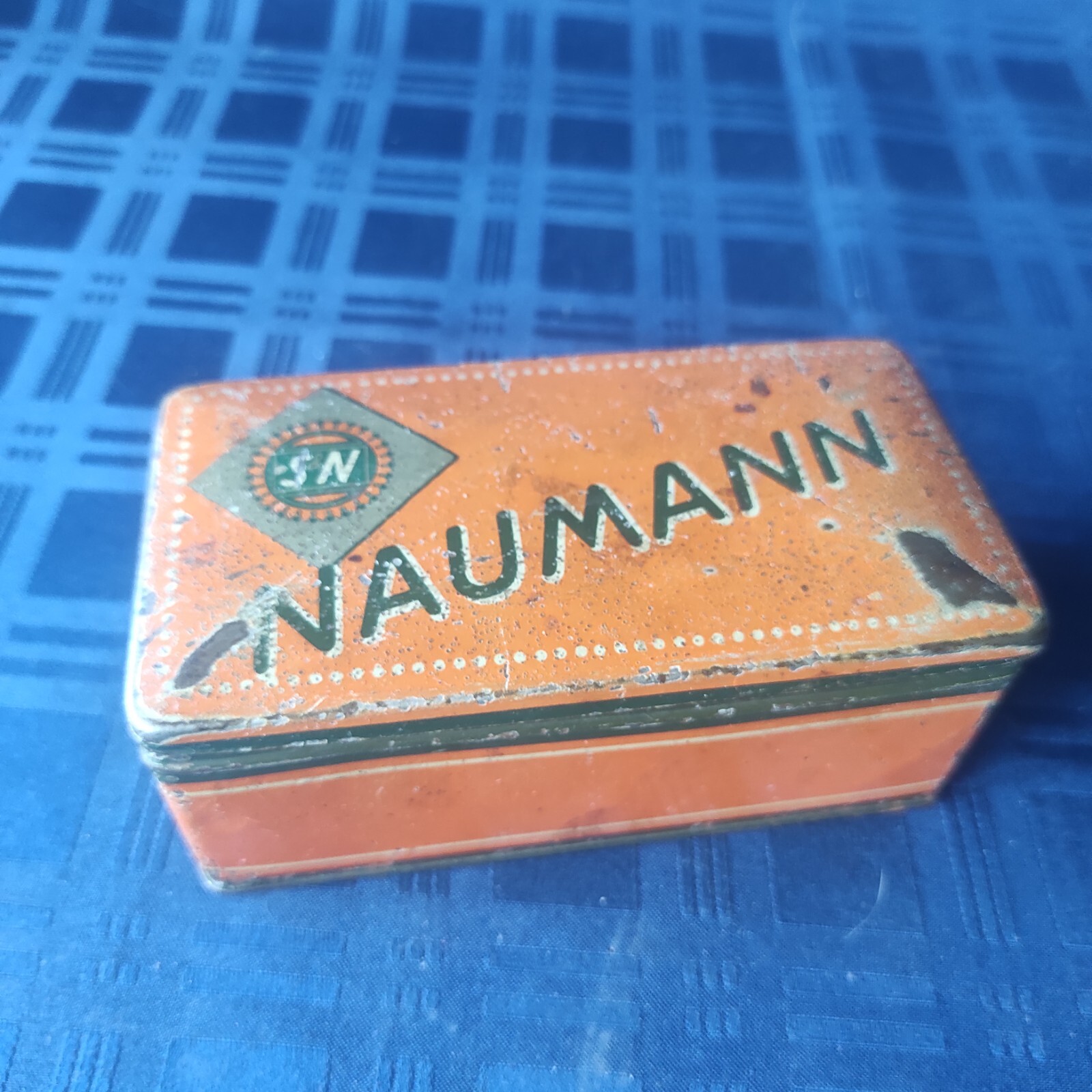 1930s Germany NAUMANN, sewing machine accessories, Empty Tin Box