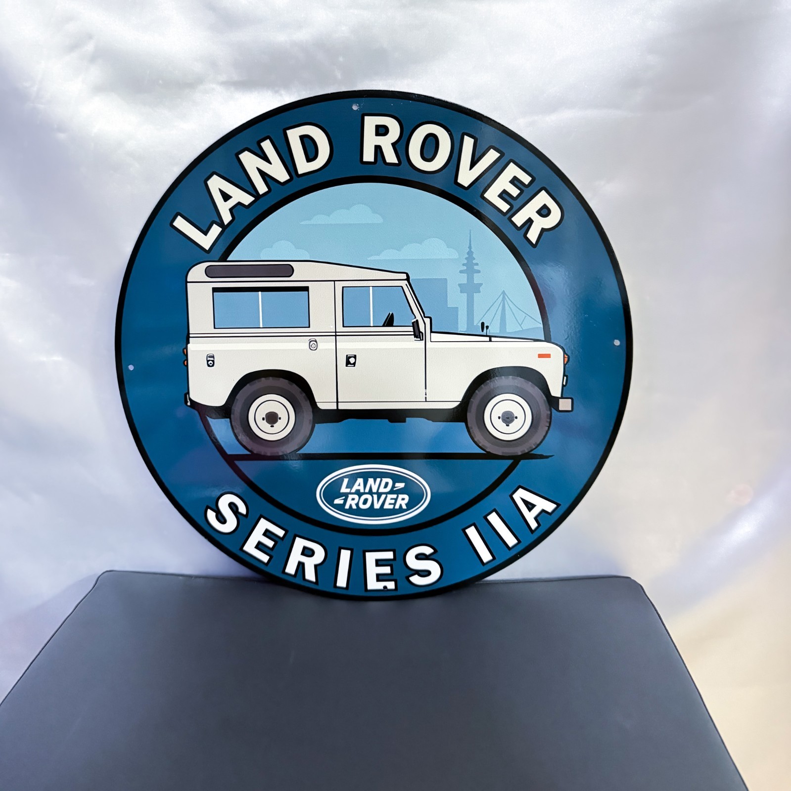 Land Rover Series IIA – Classic British Off-Road Vintage Heavy Metal Sign–50 cm