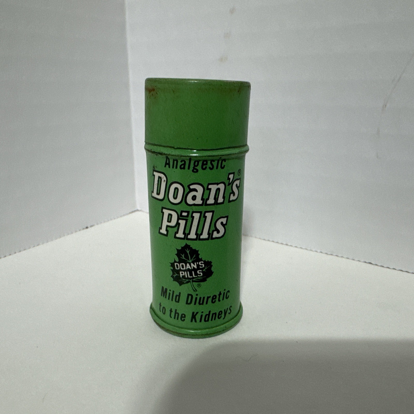 Vintage Doan’s Pills Green Cylinder Medicinal Tin