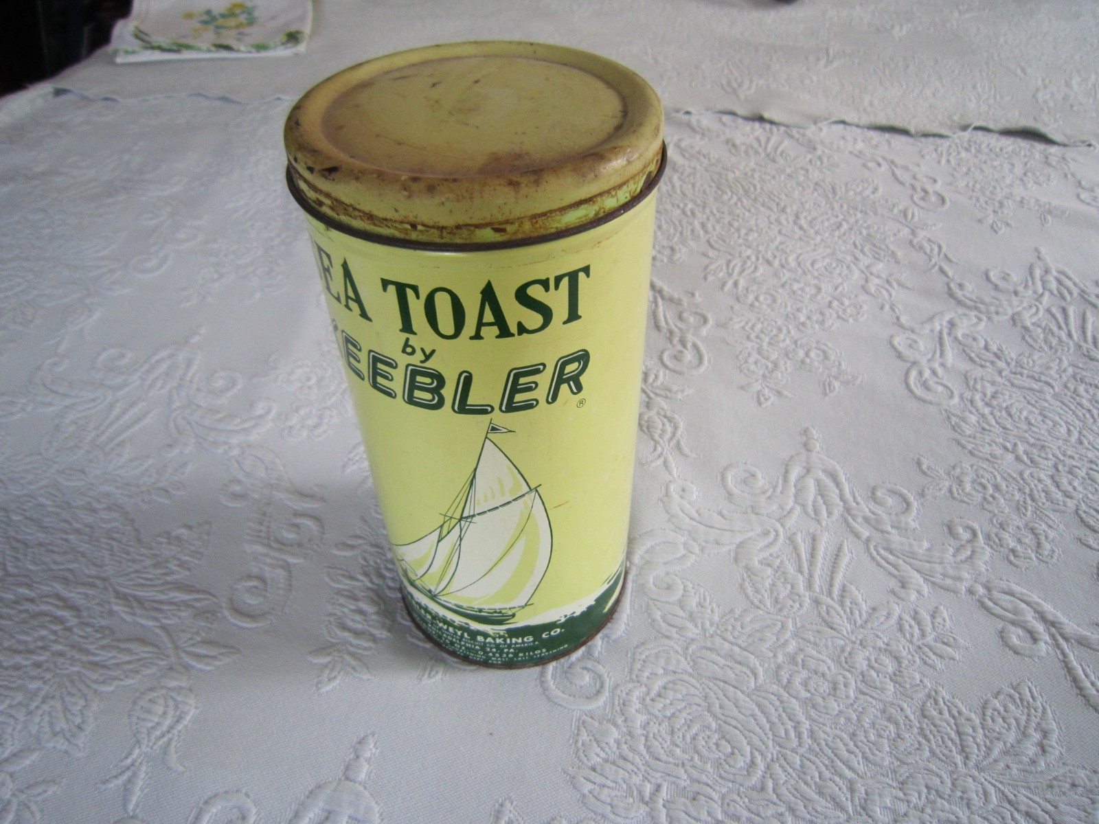 Vintage ADVERTISING TIN Sea Toast by Keebler Weyl Baking Co Phila 24 Pa 9″ TIN