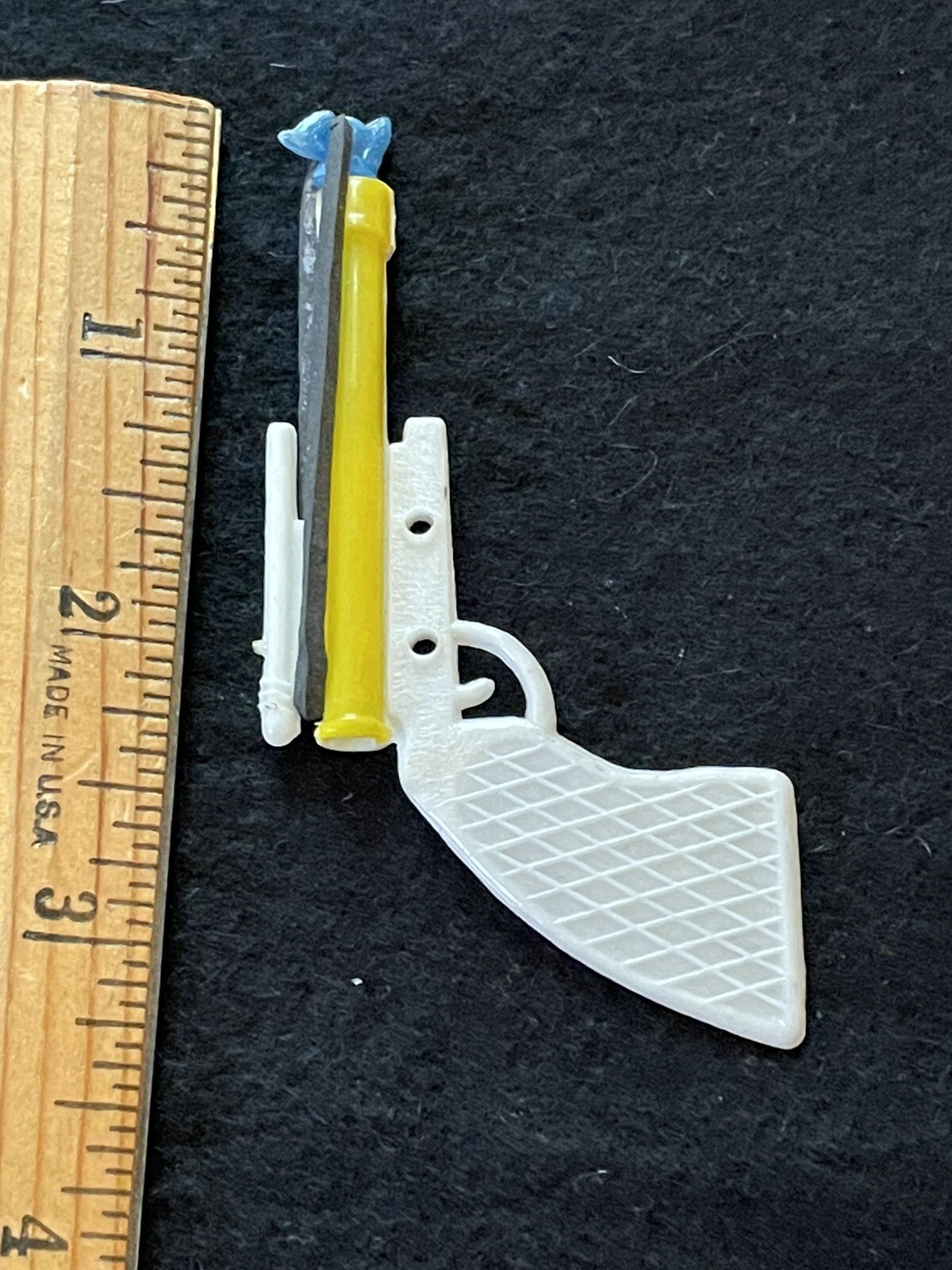 Vintage Cracker Jack Gumball Gumball Vending Machine Plastic Slingshot Rifle