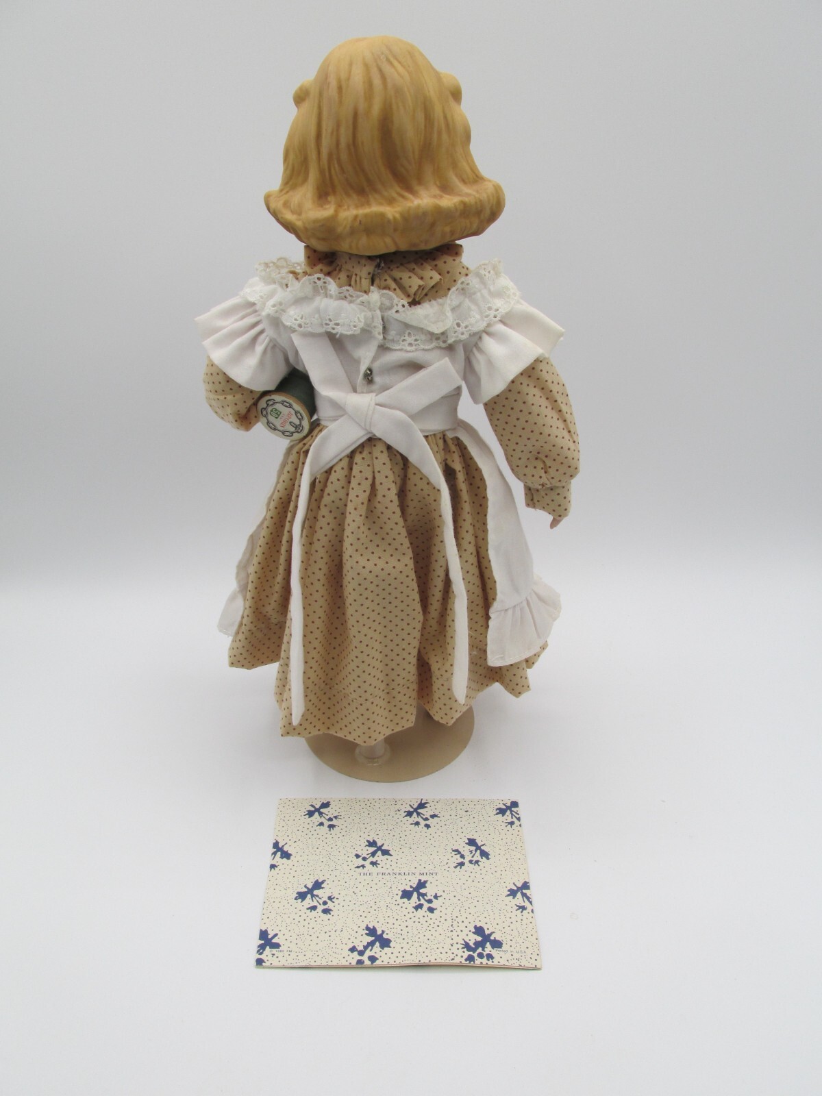 VINTAGE COUNTRY STORE DOLL COLLECTION FRANKLIN MINT HEIRLOOM 10 PORCELAIN DOLLS!