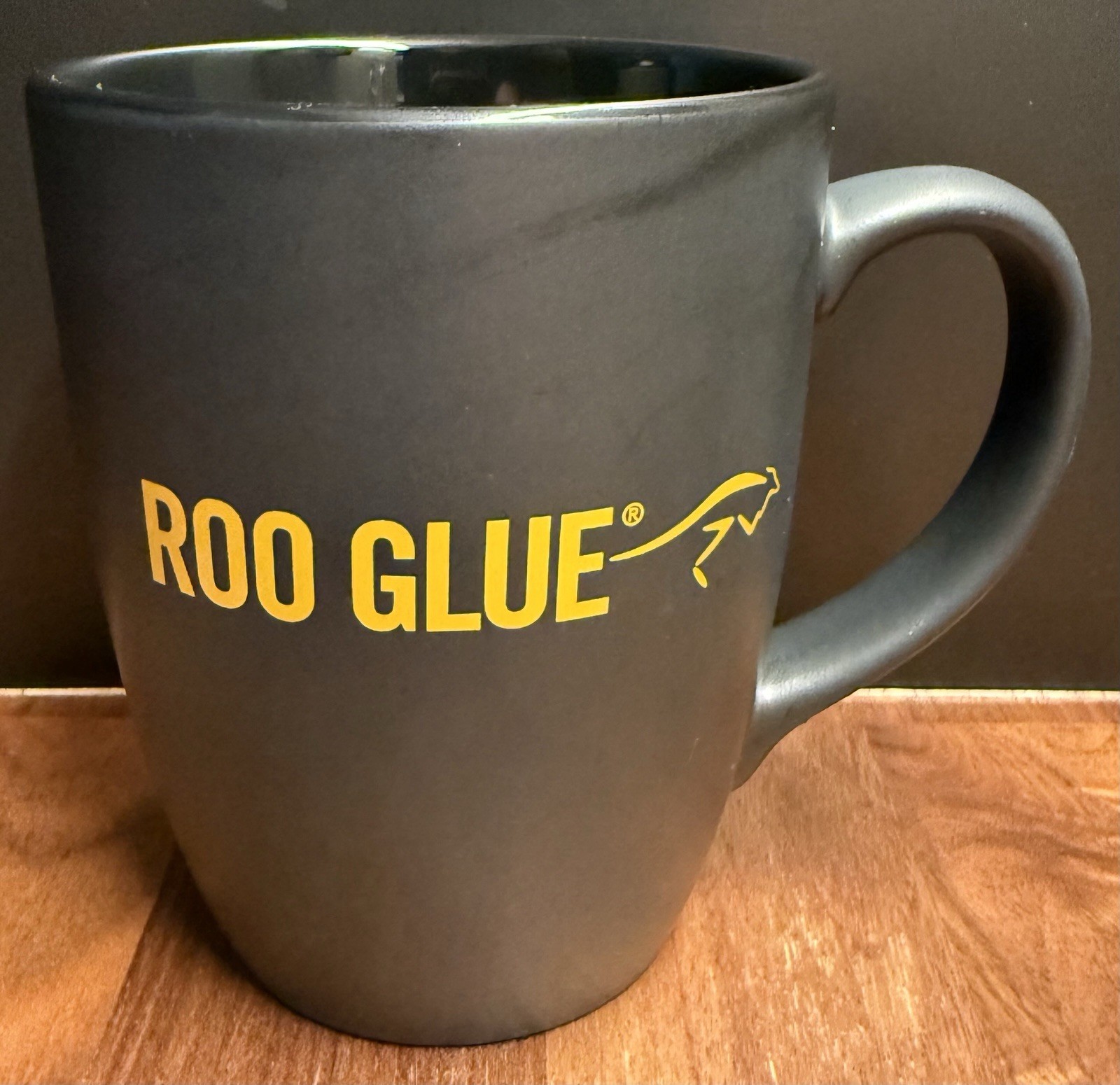 ROO GLUE Construction Adhesive Advertising Mug 16oz