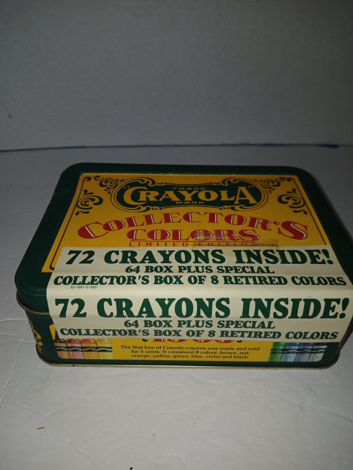 Vintage 1991 Crayola Collector’s Colors Limited Edition Tin featuring 72 crayons