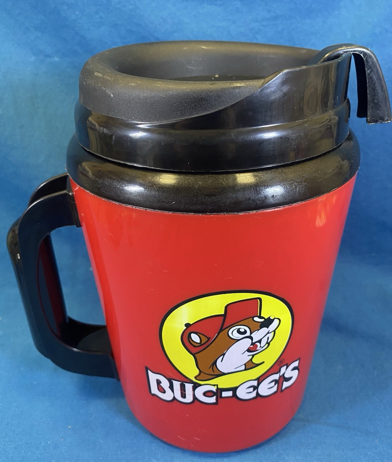 Buc-ee’s Thermo-Serv Insulated Wide Travel Mug Red & Black 52 oz Tumbler Cup Lid