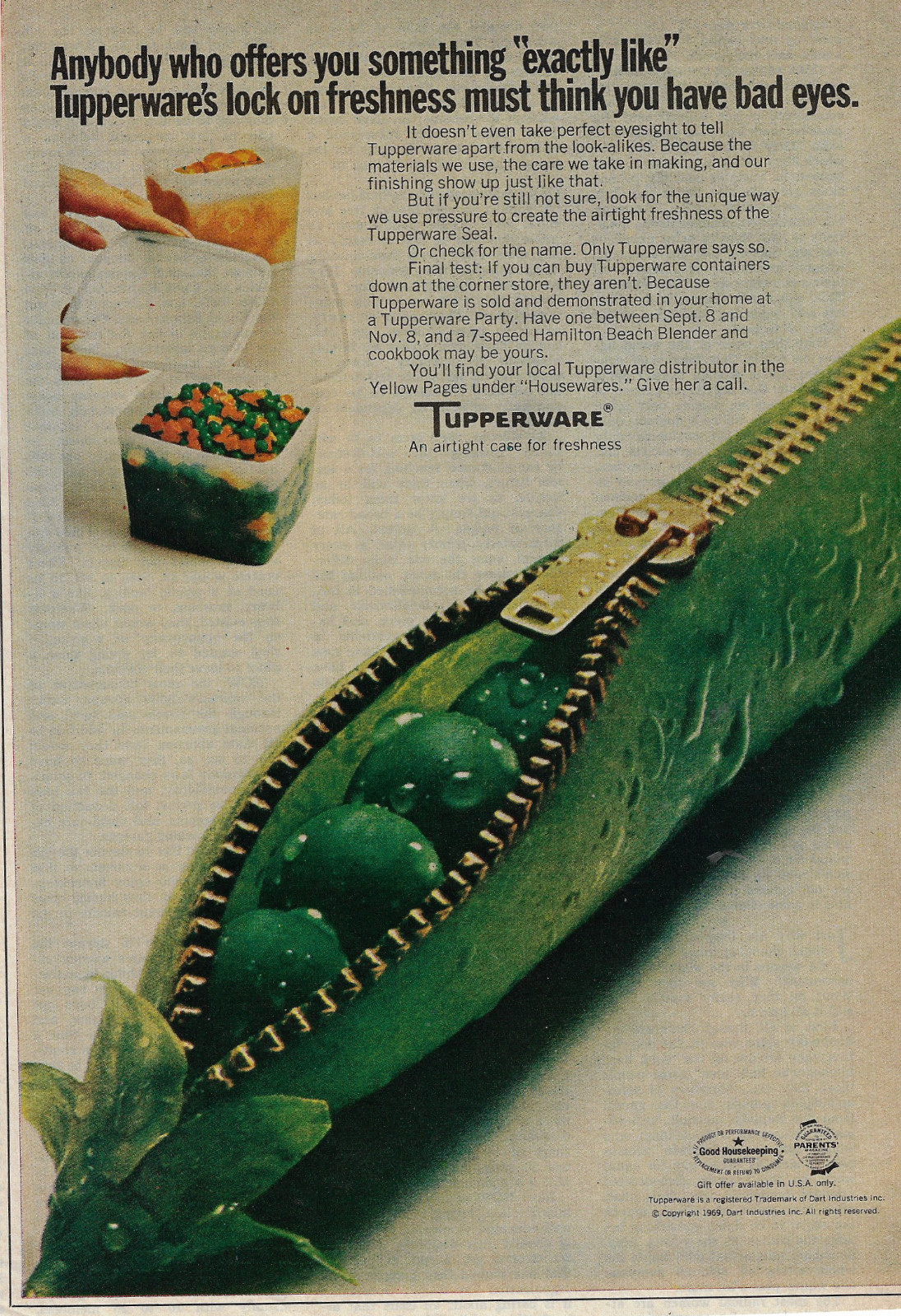 Tupperware -lock on freshness- 1966 orignal vintage print ad 1960s