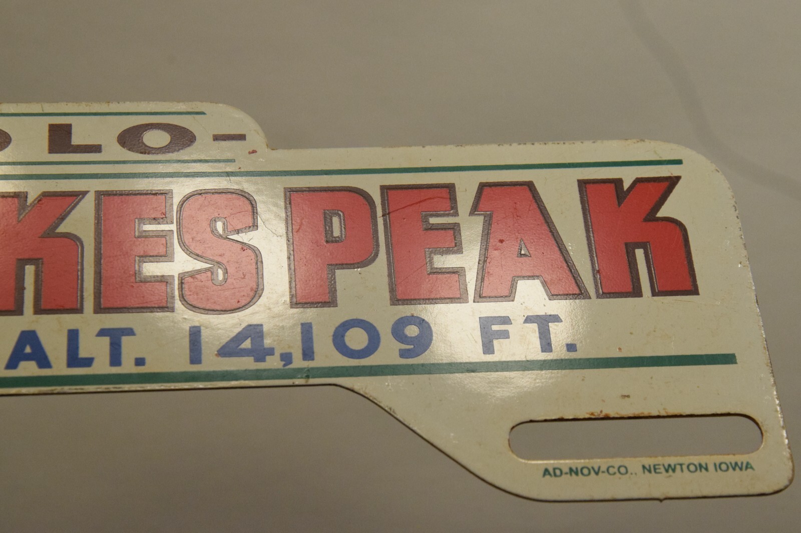 PIKES PEAK CASCADE COLORADO PAINTED METAL TOPPER SIGN ROCKY MOUNTIANS 1950s