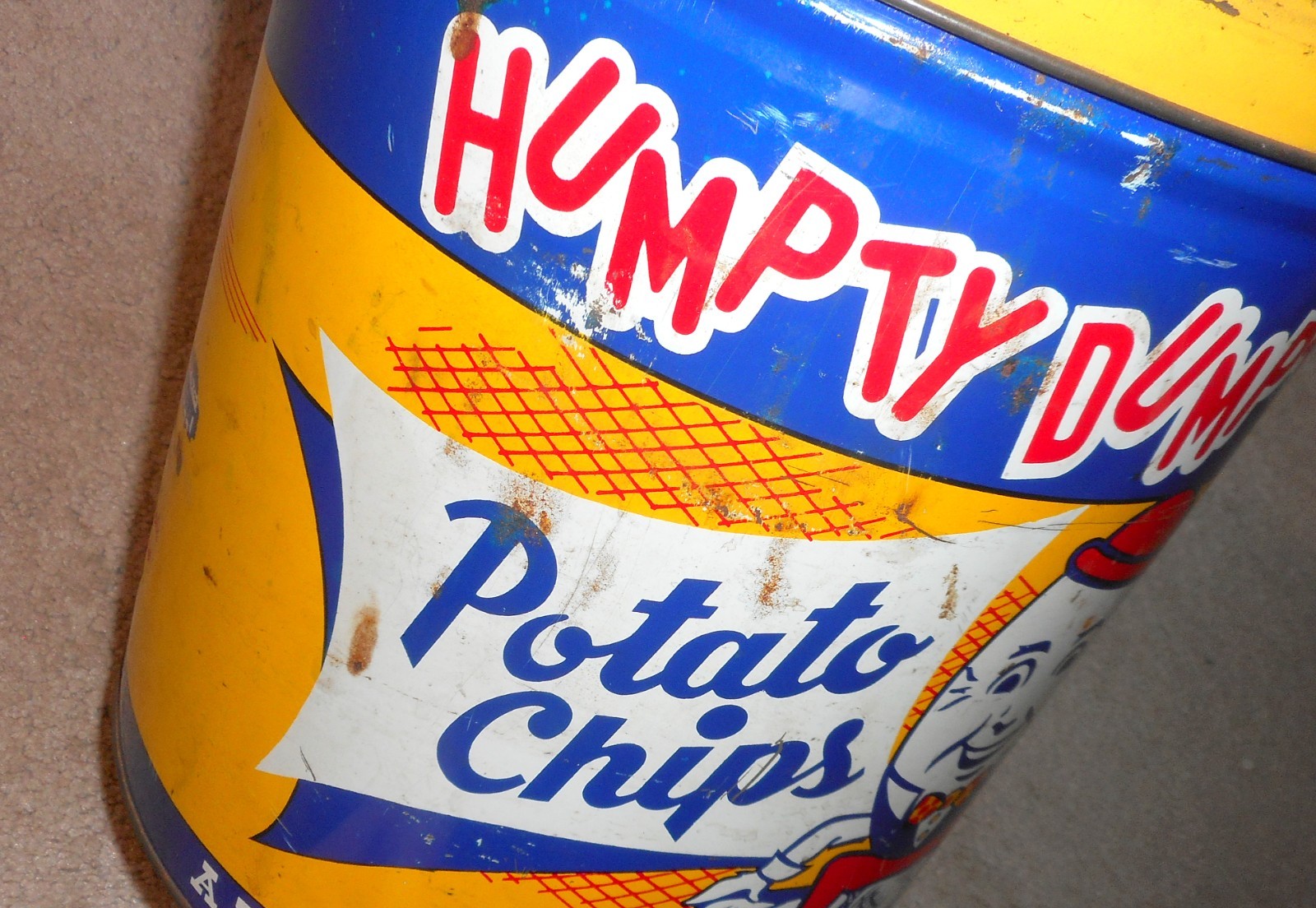 GREAT VINTAGE HUMPTY DUMPTY POTATO CHIPS ADVERTISING CAN CONTAINER TIN