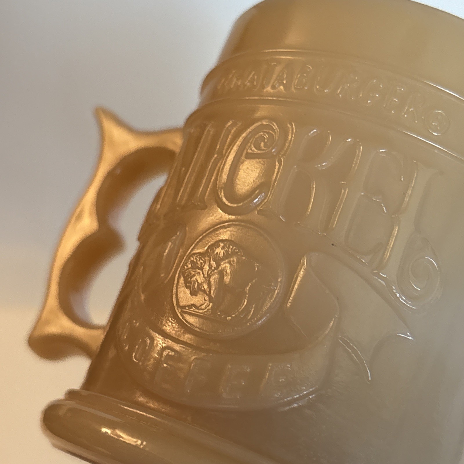 VTG Whataburger Mug 3 3/4″ Buffalo Nickel Coffee Butterscotch Pistol Grip USED