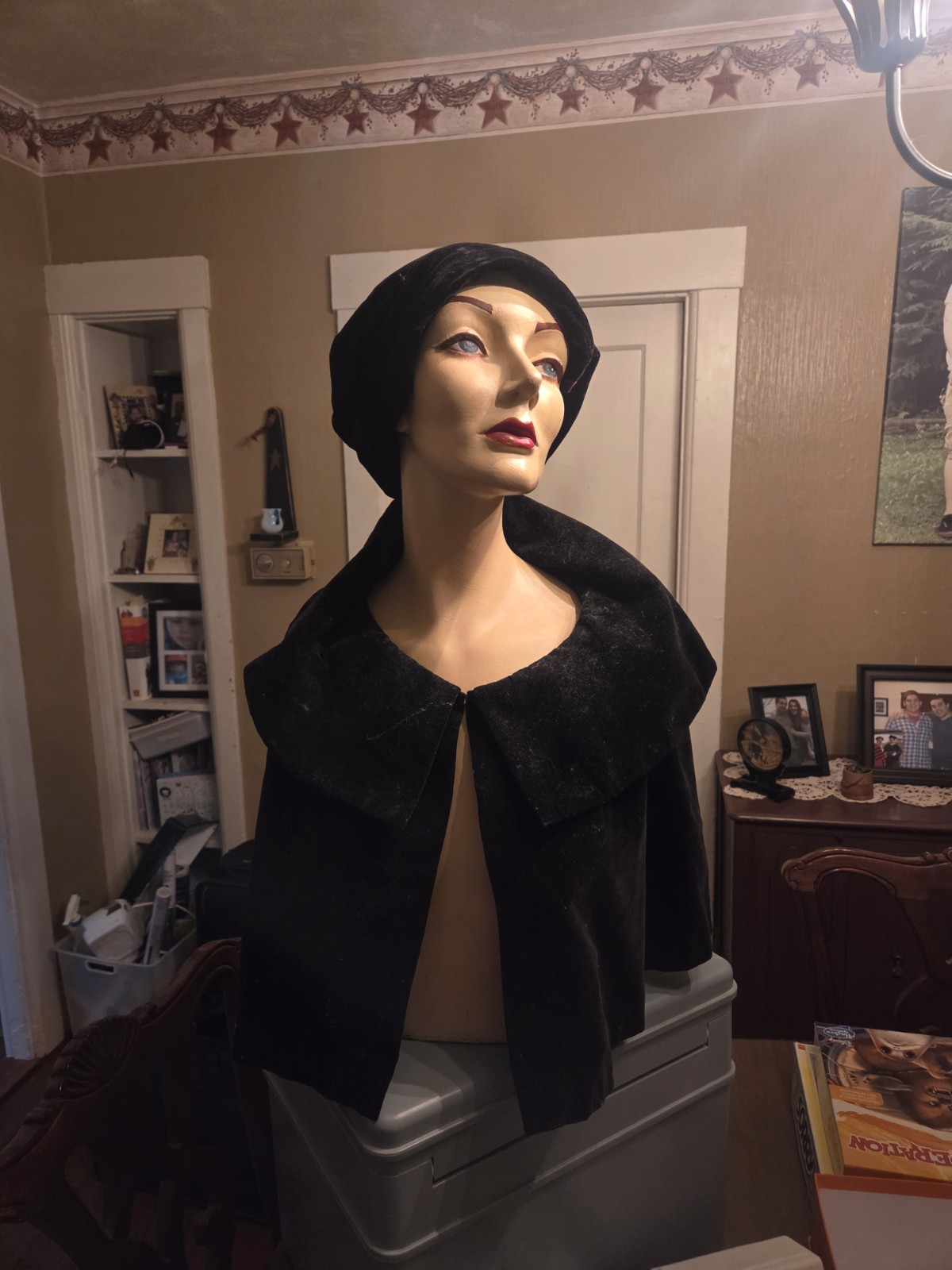 VTG Woman Mannequin Department Store Display Hand painted 26″