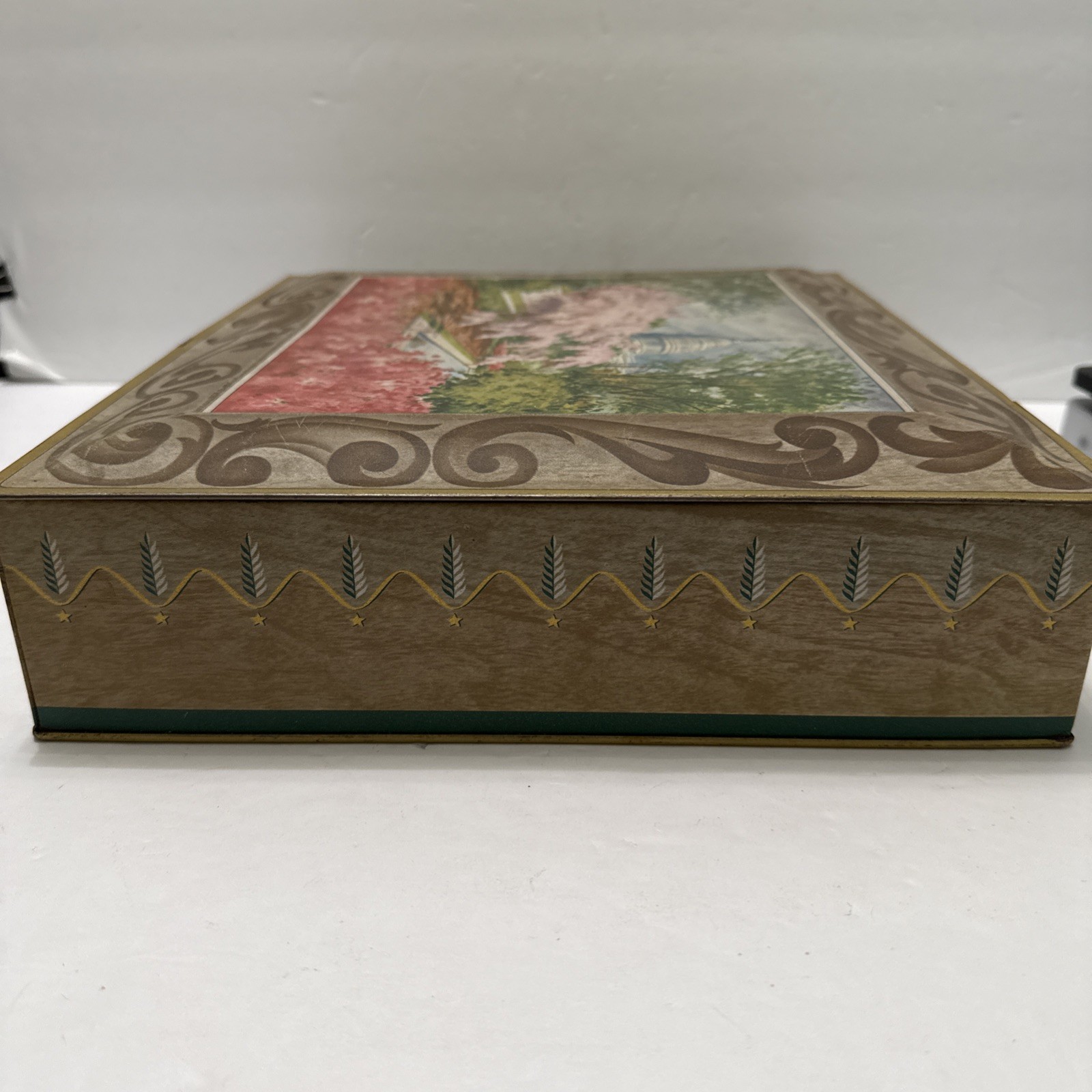 Vintage Sunshine Biscuit Tin Washington DC Cherry Blossoms