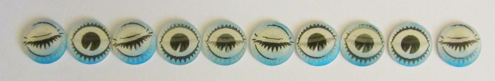 10 Winking Cartoon Eyes 1960’s VARI-VUE Small Motion Animation Flickers 1/2 inch