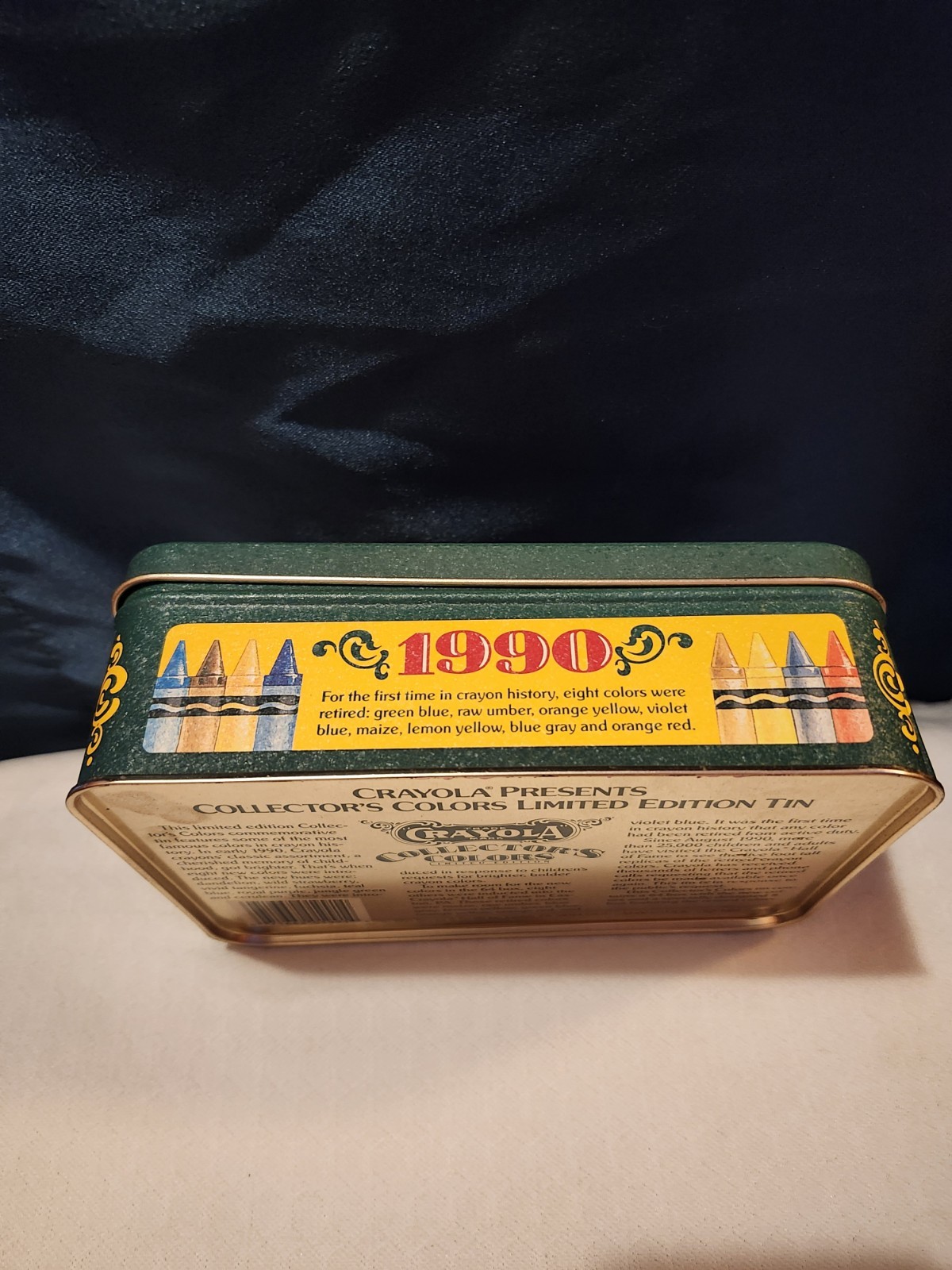 Vintage Crayola Collectors Tin Limited Edition, With 8 Pack Crayons, 1991