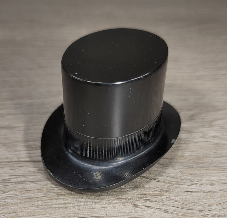 Bakelite Borsalino Miniature Top Hat Salesmen Sample 1940s Gift Token 1.5″ High