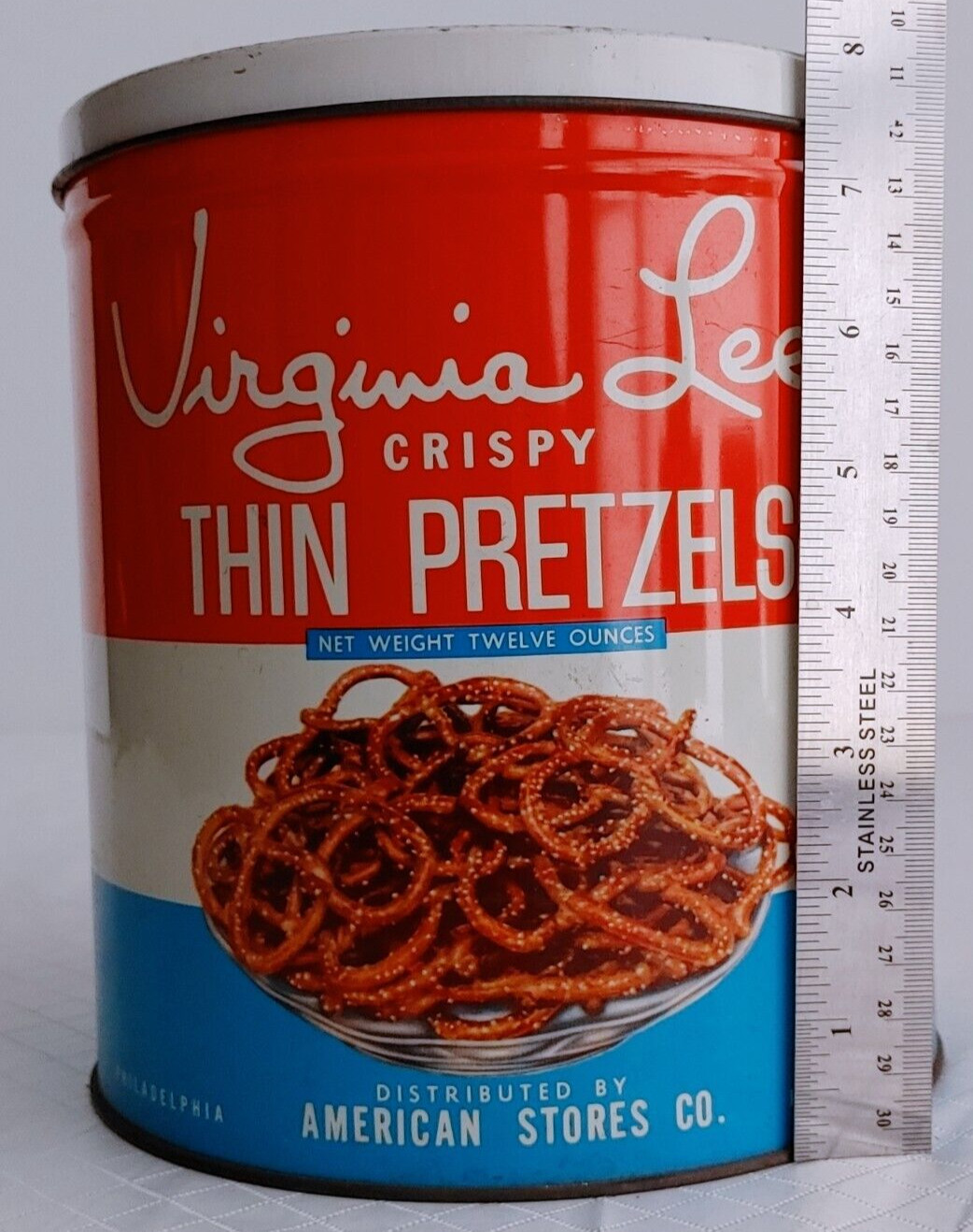 Vintage Virginia Lee Pretzels Tin American Stores Acme Philadelphia PA #21592