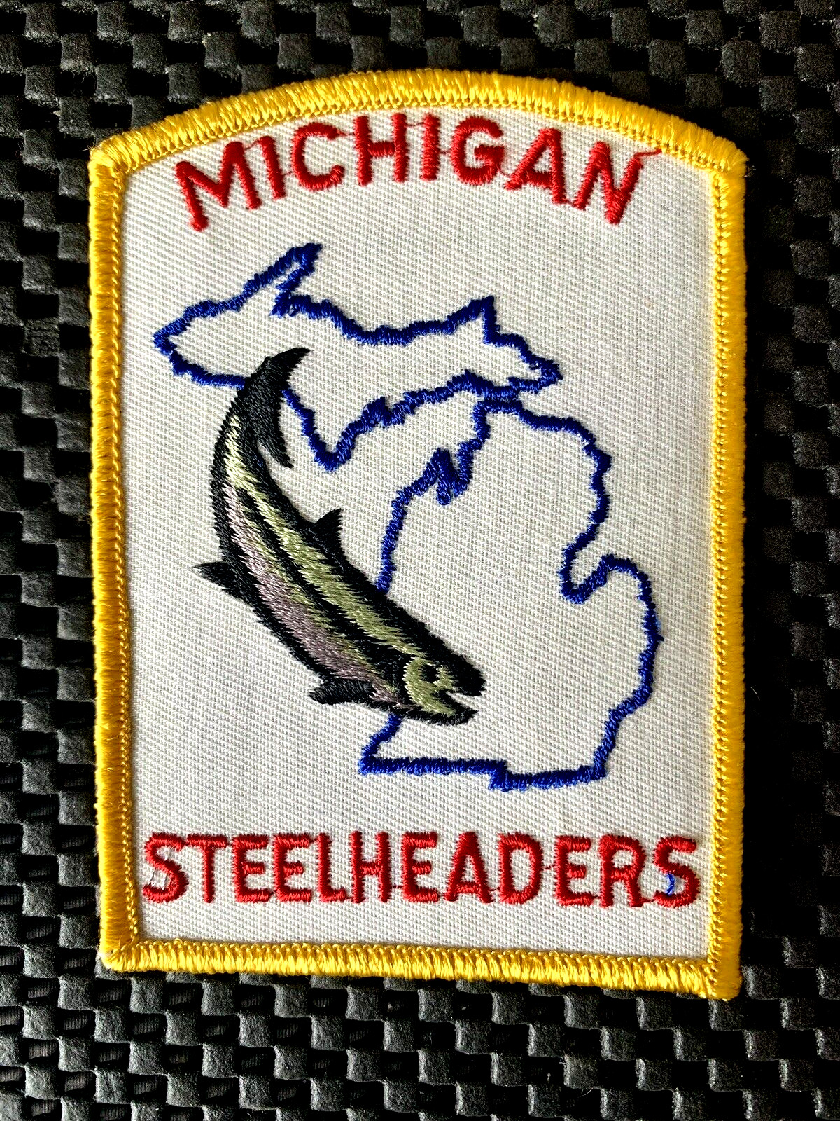 MICHIGAN STEELHEADERS EMBROIDERED SEW ON PATCH SPORTFISHING 3″ x 4 1/4″ NOS