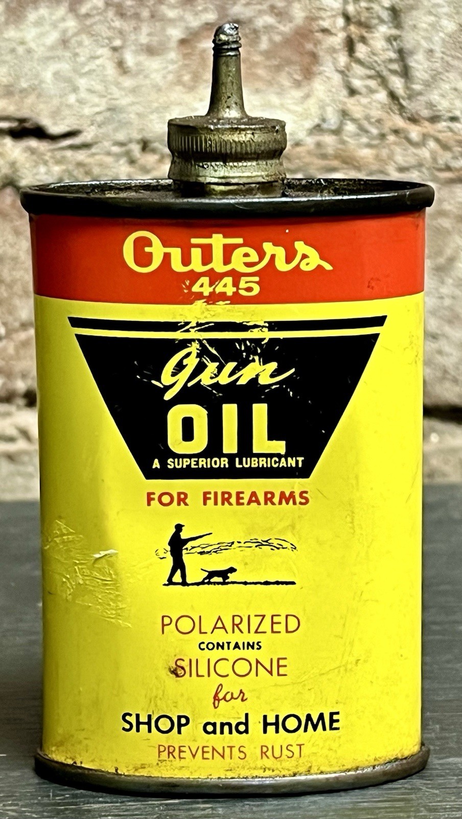 VINTAGE OUTERS 445 GUN OIL 3 OZ OVAL TIN CAN w/LEAD SPOUT EMPTY ADVERTISING