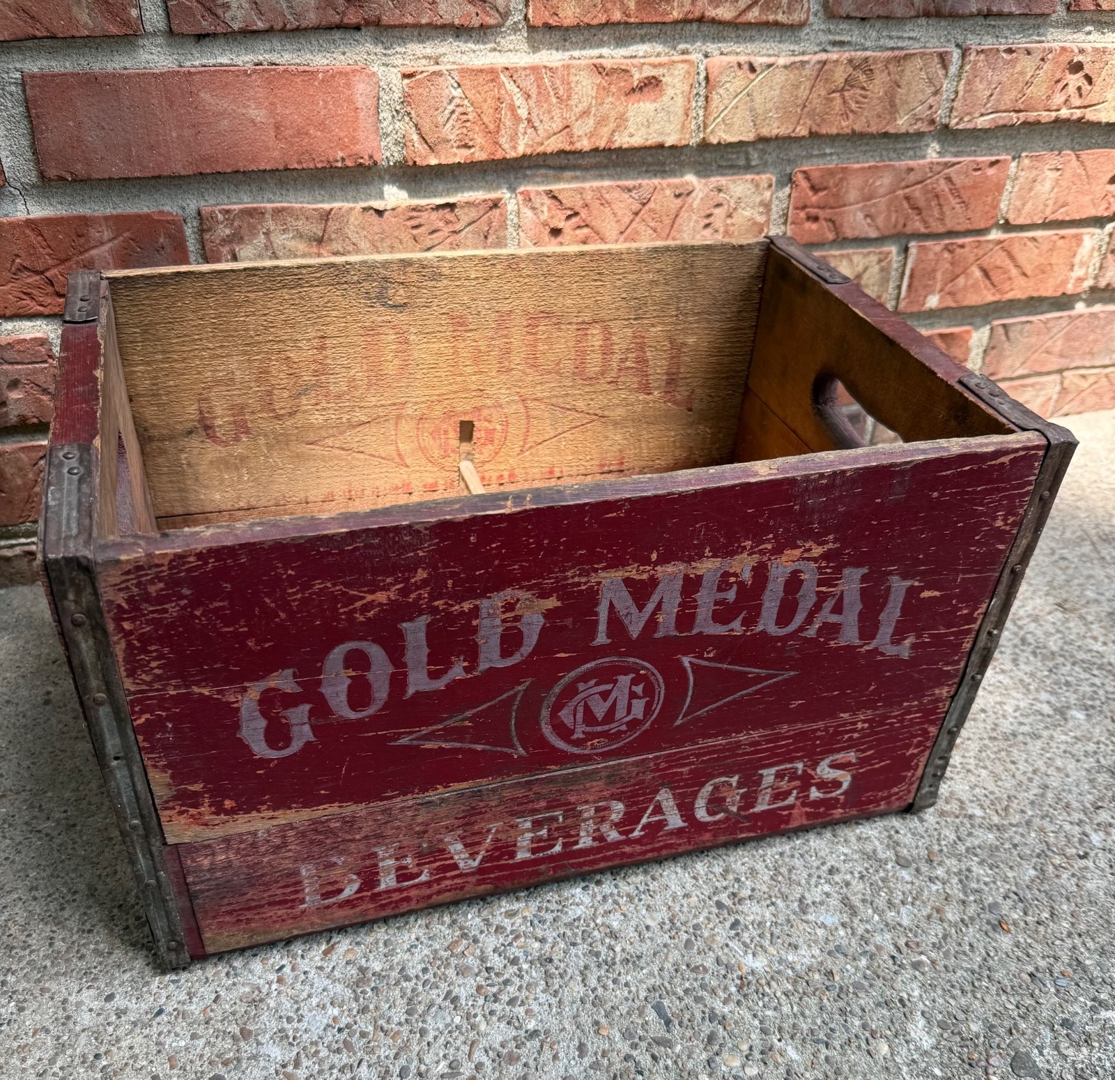 Vtg Wooden Soda Crate Gold Medal Beverages Minneapolis St Paul Minnesota Box