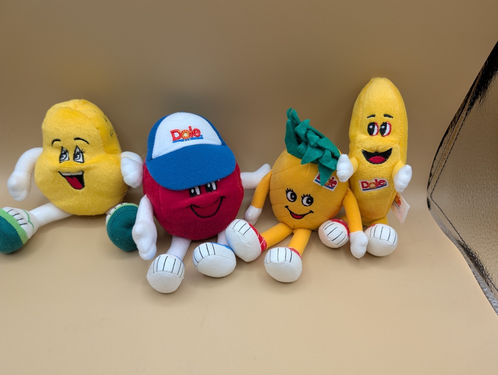 Dole Fruit 1999 Lot of 4 Plush Banana Cranberry Pineapple Papaya Mascots Vintage