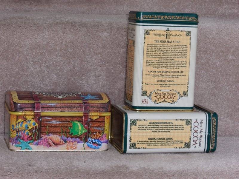 Wolfgang Candy 75th Anniversary Tin 1996 & Wolfgang Cocoa Tins