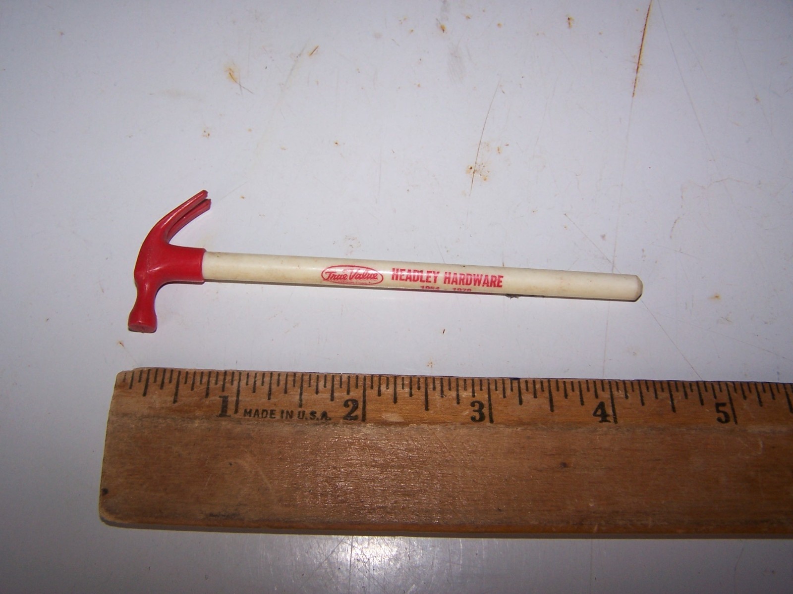1954 – 1979 HEADLEY TRUE VALUE HARDWARE Hammer Shaped Ball Point Pen